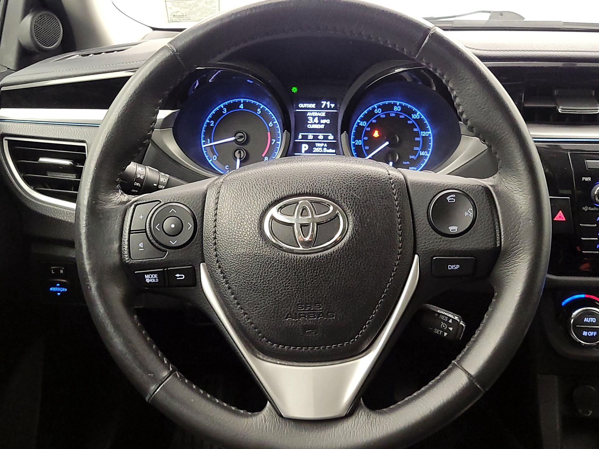 Thumbnail: 2016 Toyota Corolla - 10
