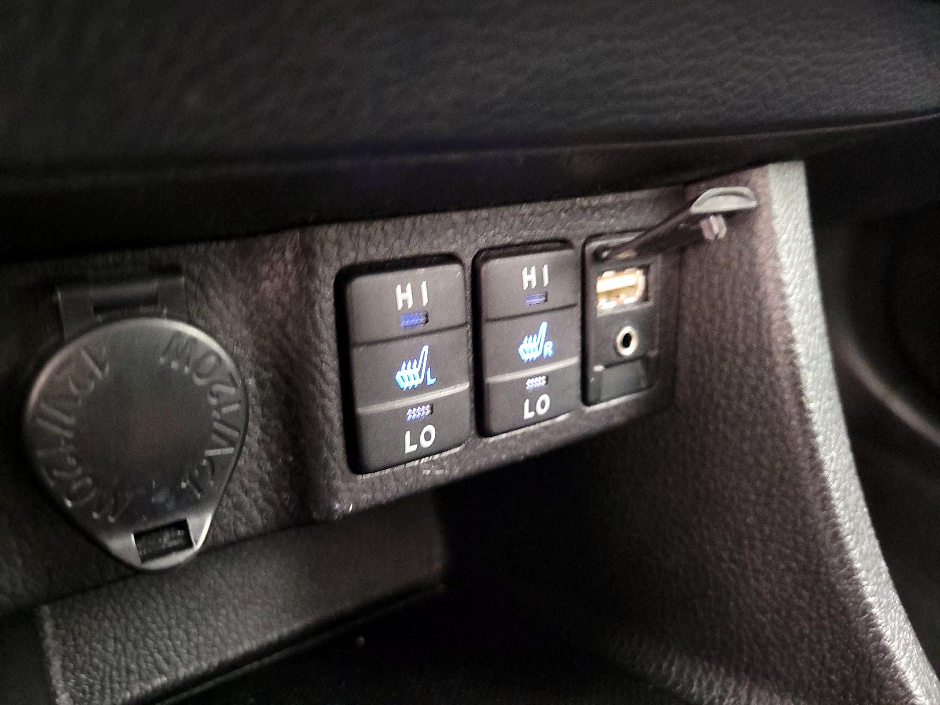 Thumbnail: 2016 Toyota Corolla - 17