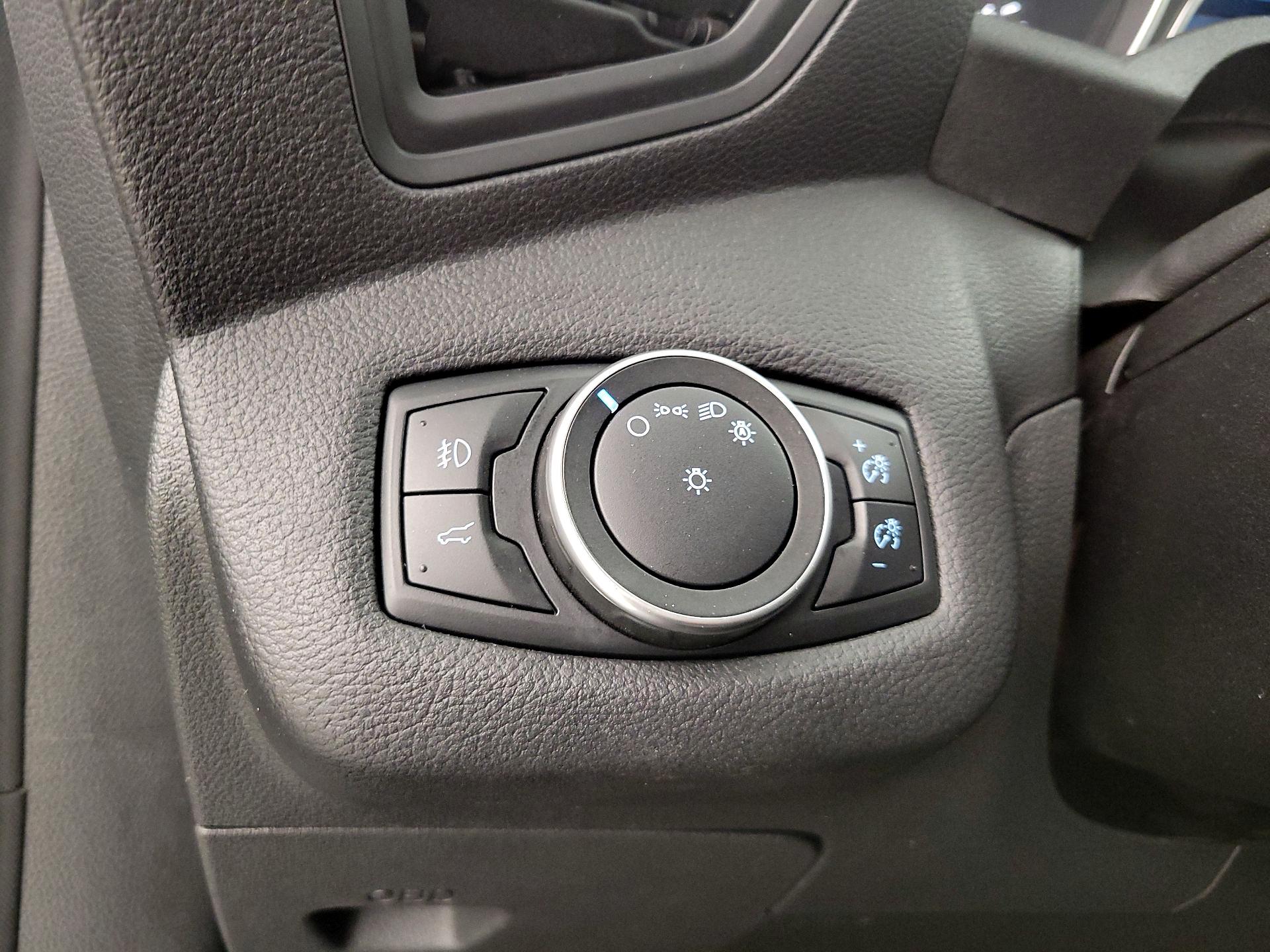 Thumbnail: 2018 Ford Escape - 13