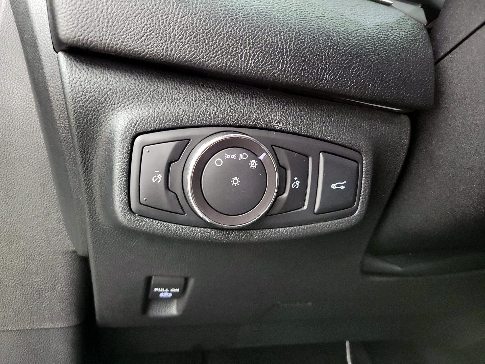 Thumbnail: 2018 Lincoln MKC - 13