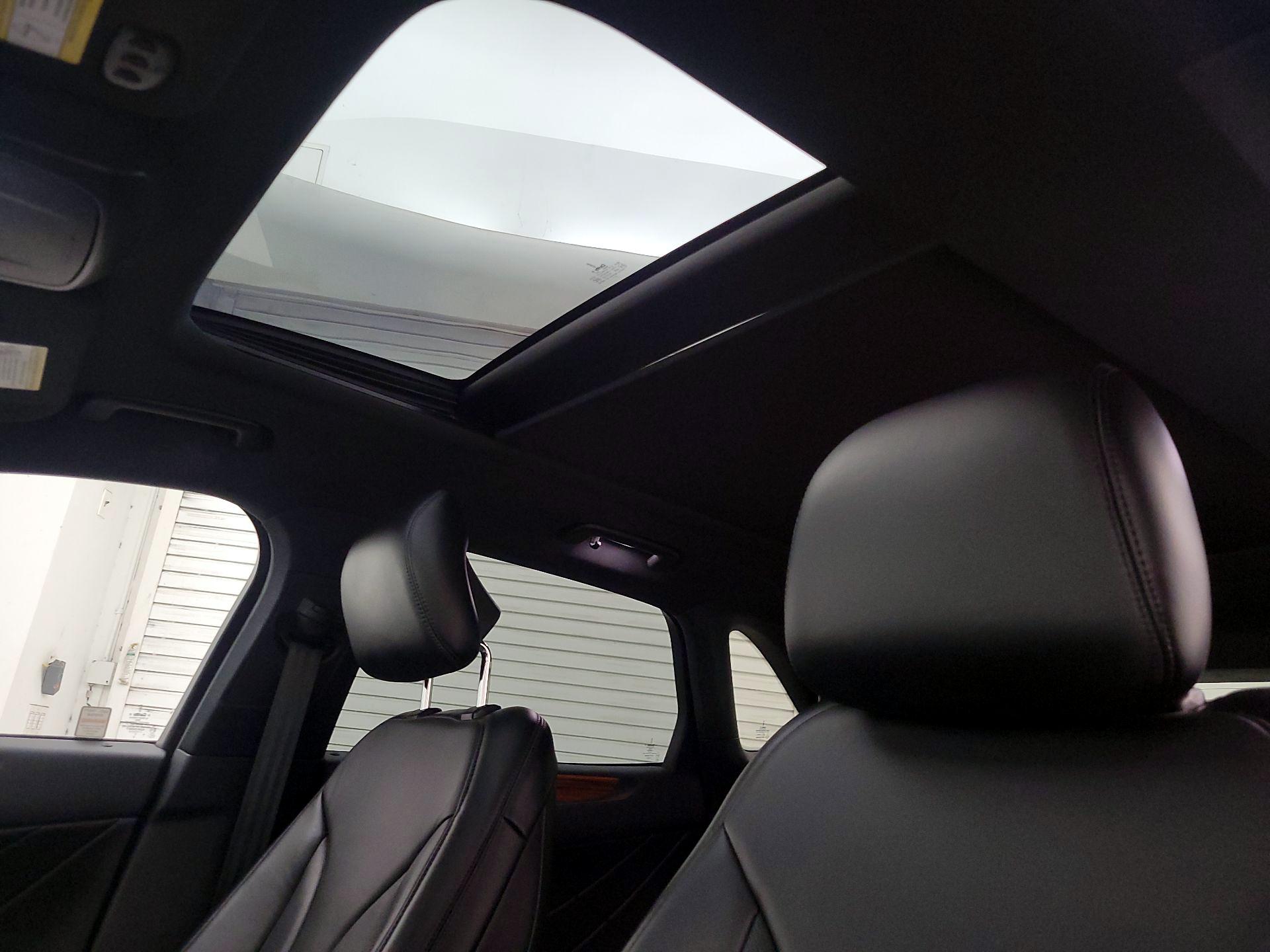 Thumbnail: 2018 Lincoln MKC - 20