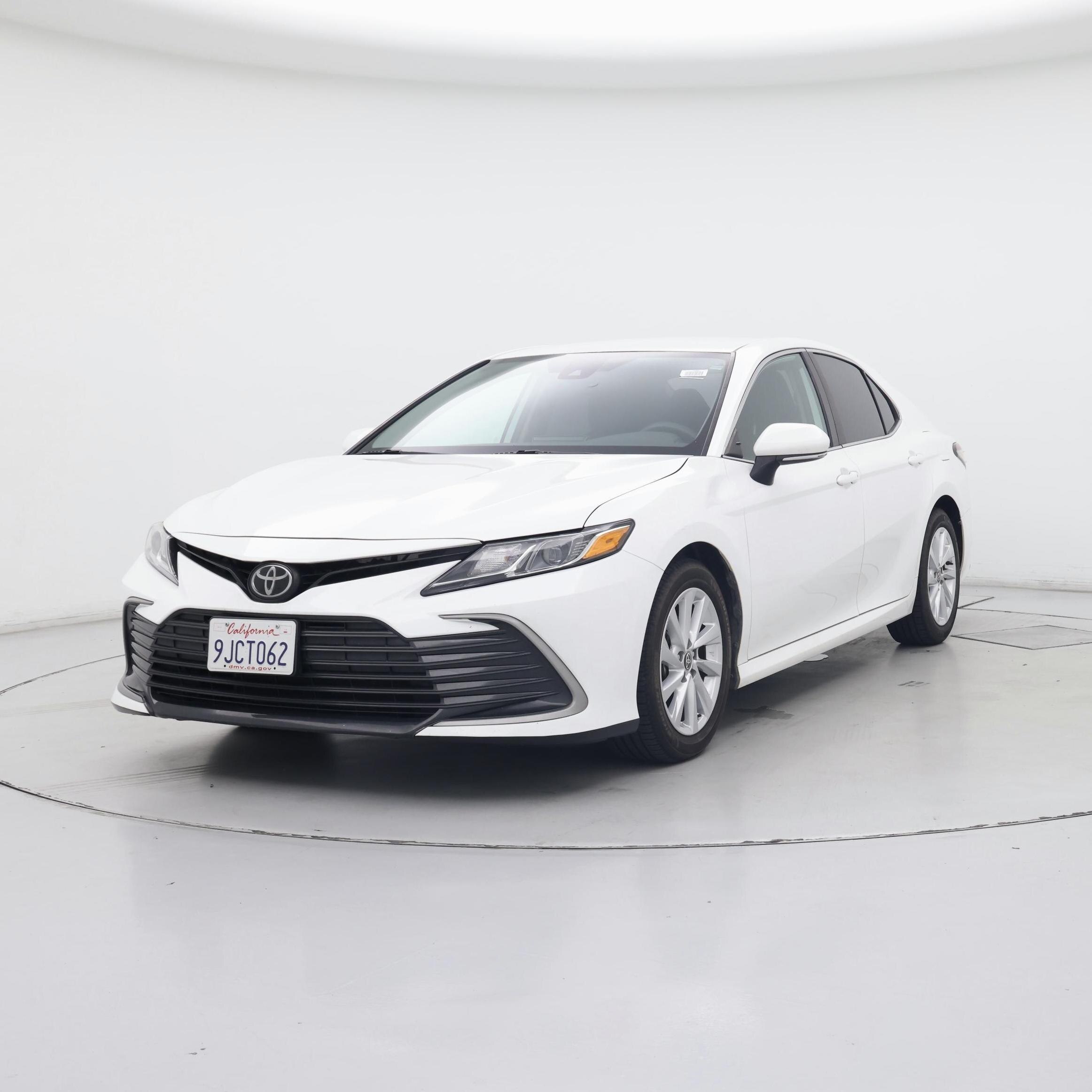 Thumbnail: 2023 Toyota Camry - 4