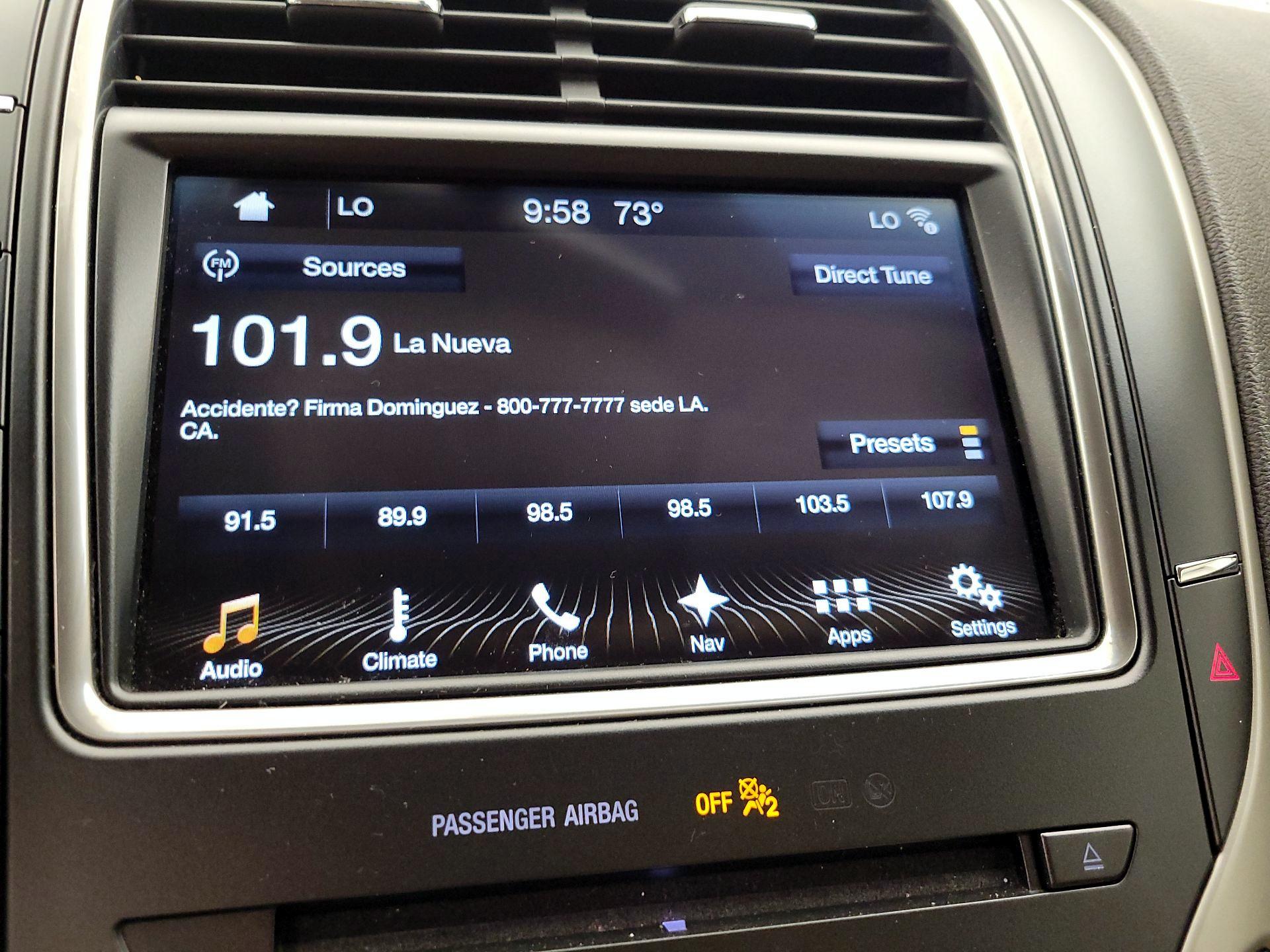 Thumbnail: 2017 Lincoln MKX - 16