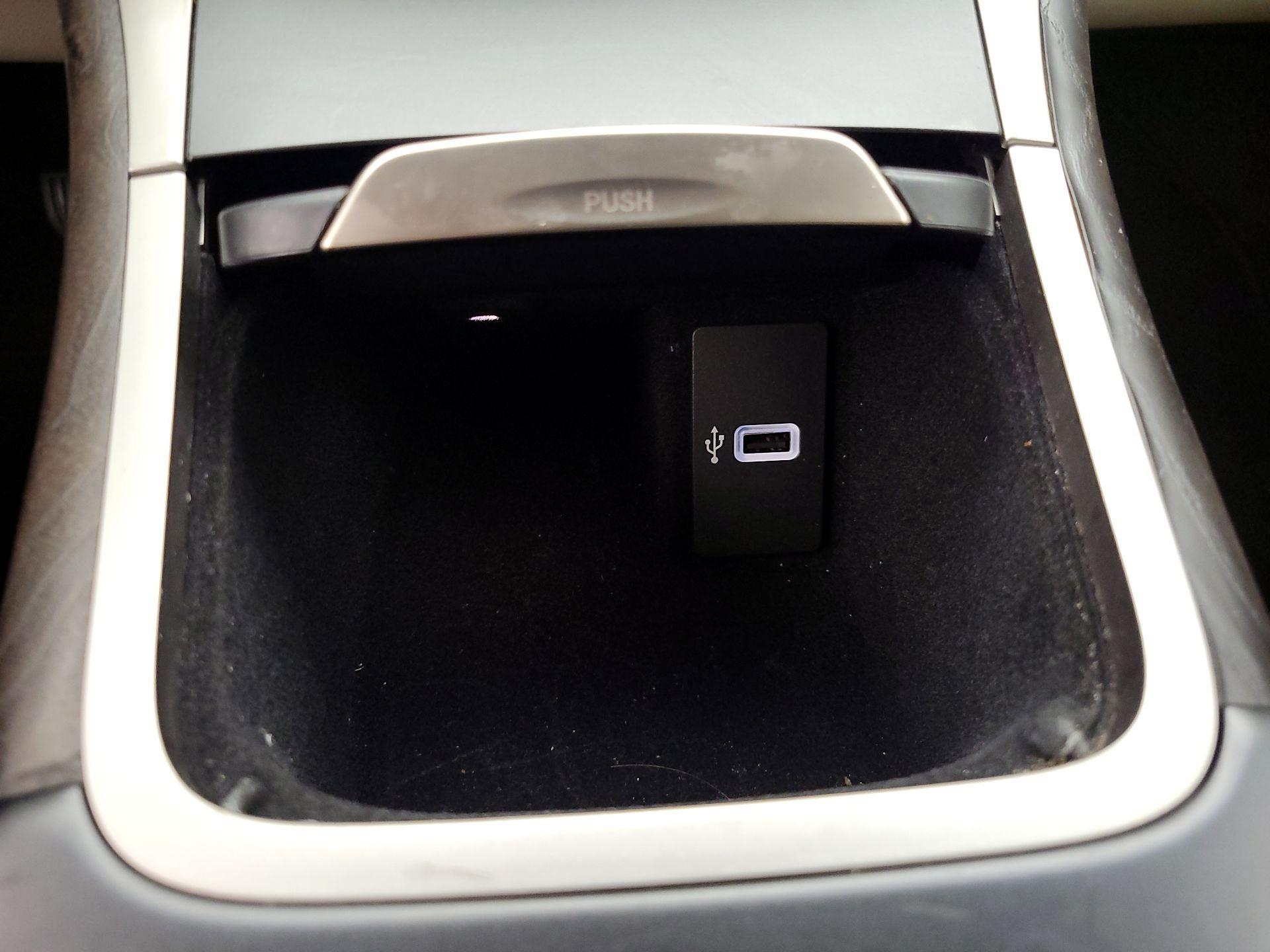 Thumbnail: 2017 Lincoln MKX - 19