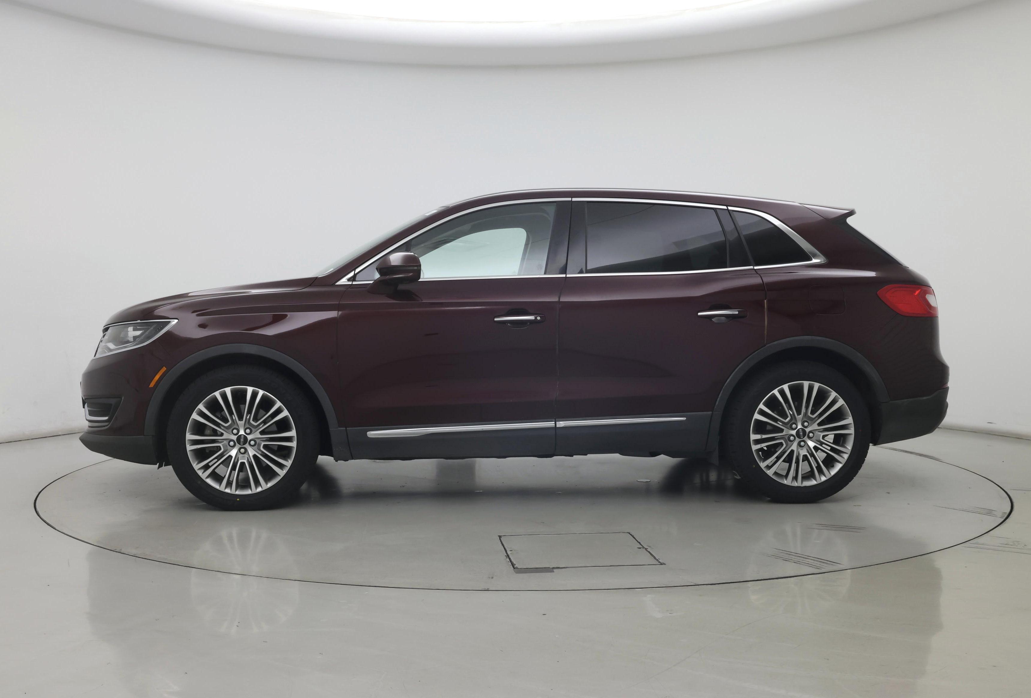Thumbnail: 2017 Lincoln MKX - 3