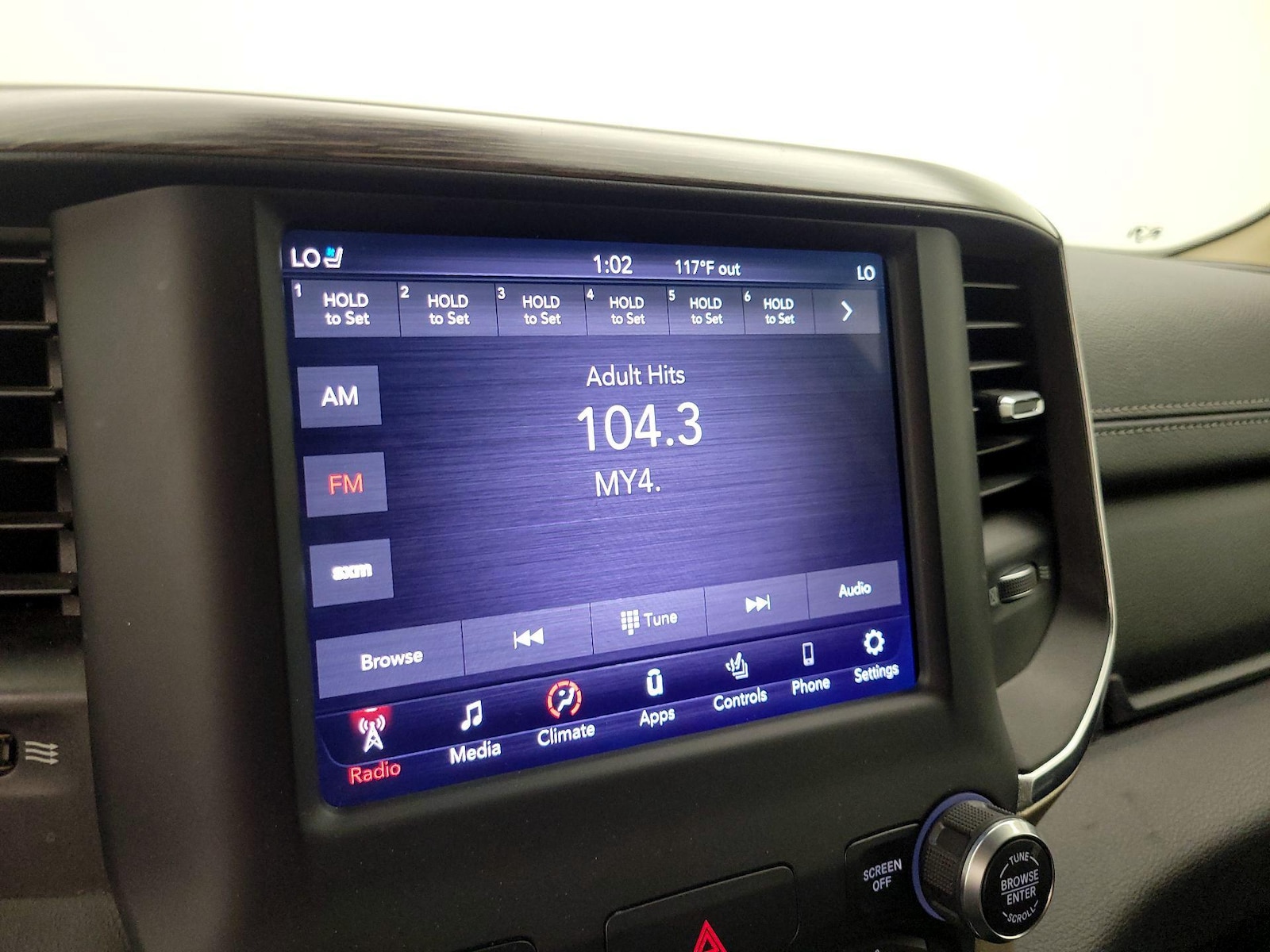 2019 RAM Ram 1500 Pickup Laramie - Photo 16