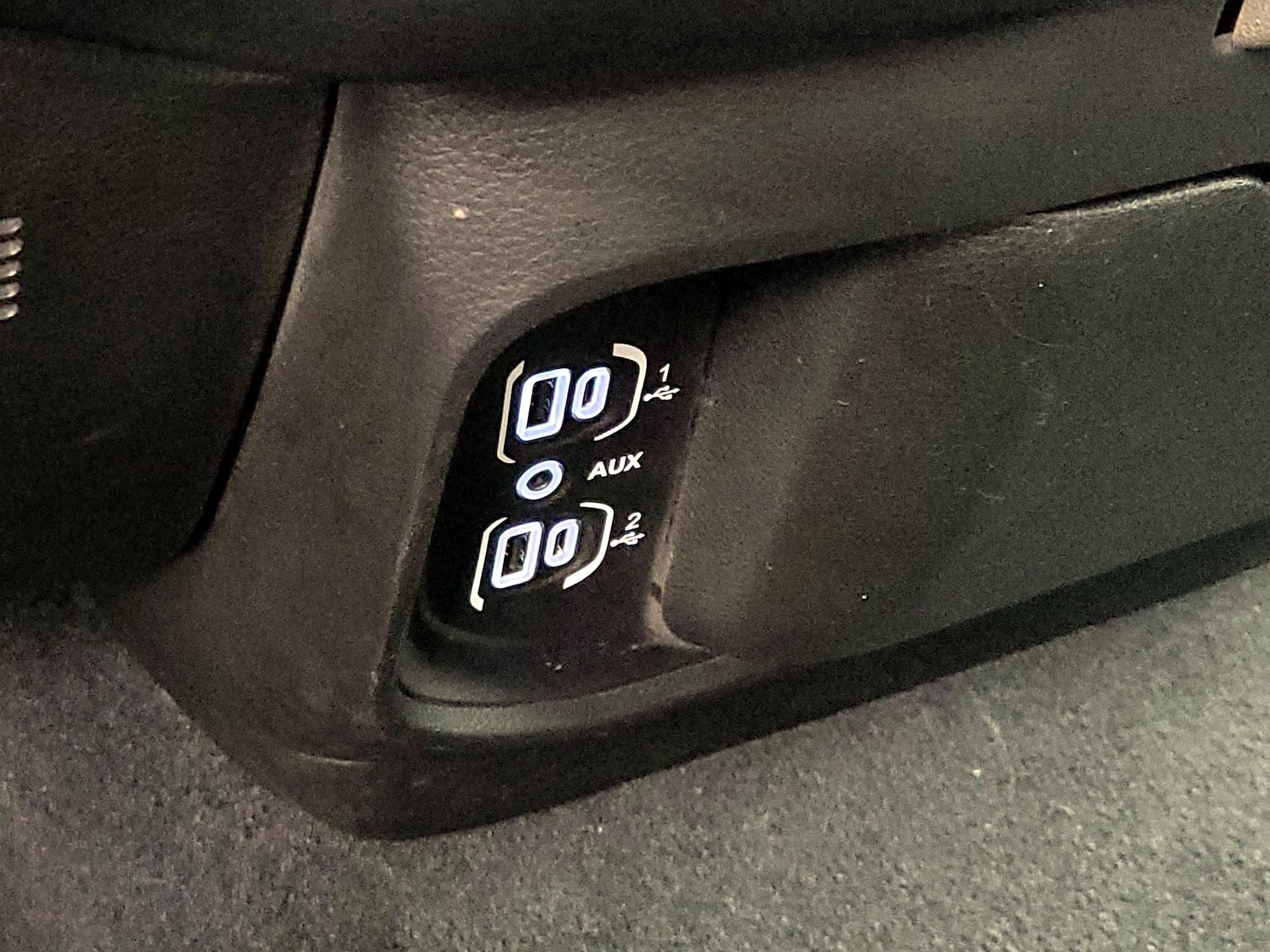 2019 RAM Ram 1500 Pickup Laramie - Photo 19