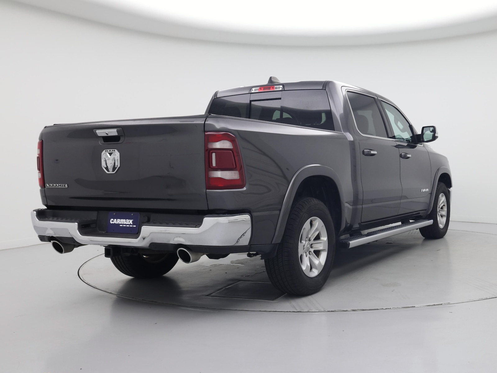 2019 RAM Ram 1500 Pickup Laramie - Photo 9