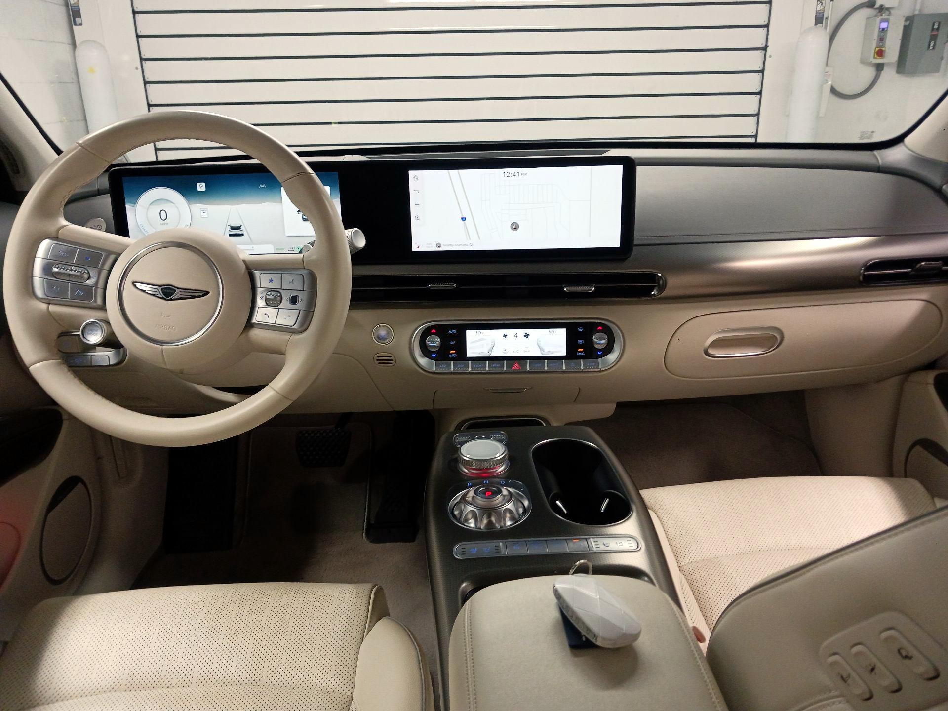 Thumbnail: 2023 Genesis GV60 - 9