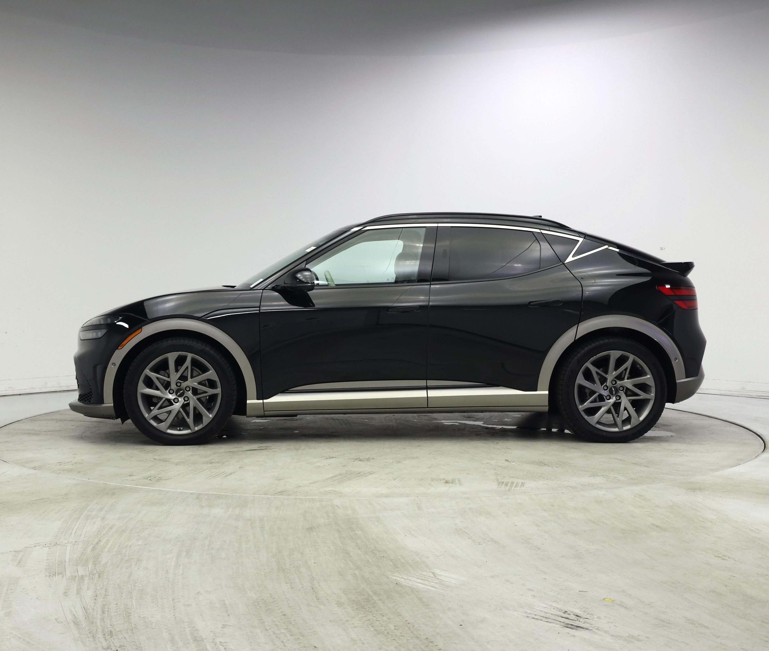 Thumbnail: 2023 Genesis GV60 - 3