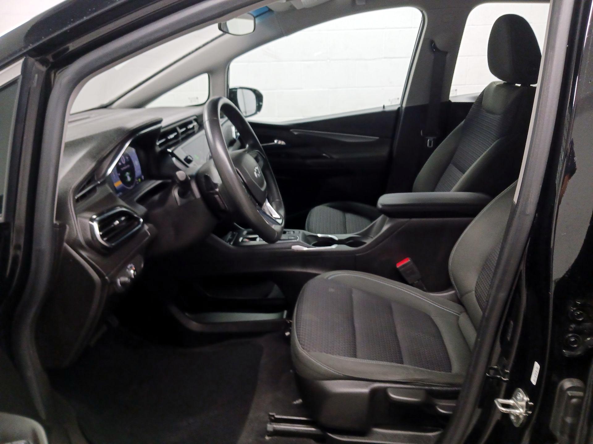 Thumbnail: 2023 Chevrolet Bolt EV - 11