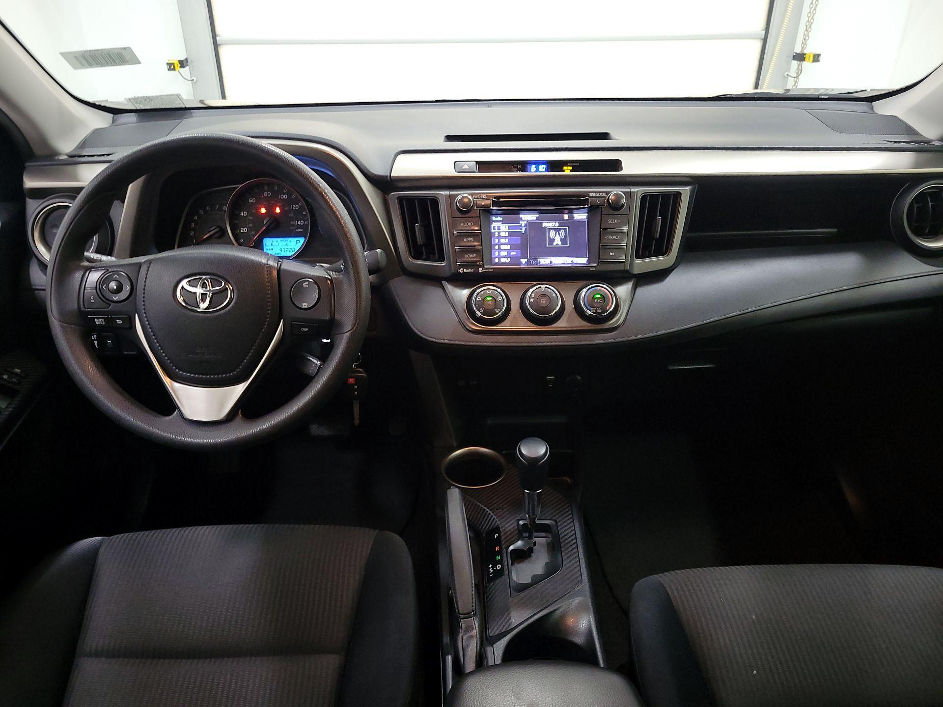 Thumbnail: 2014 Toyota RAV4 - 9
