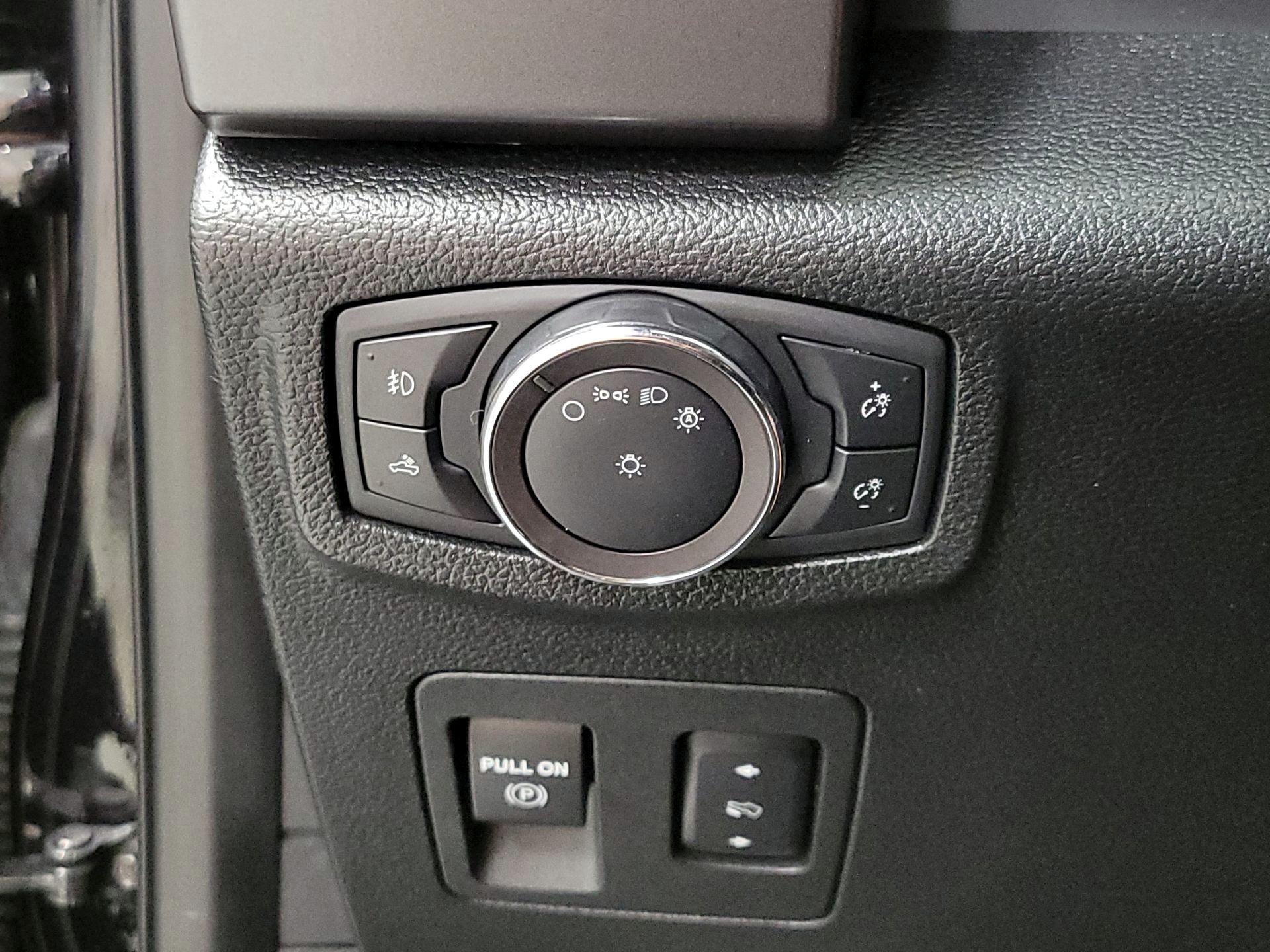 Thumbnail: 2019 Ford F-150 - 13
