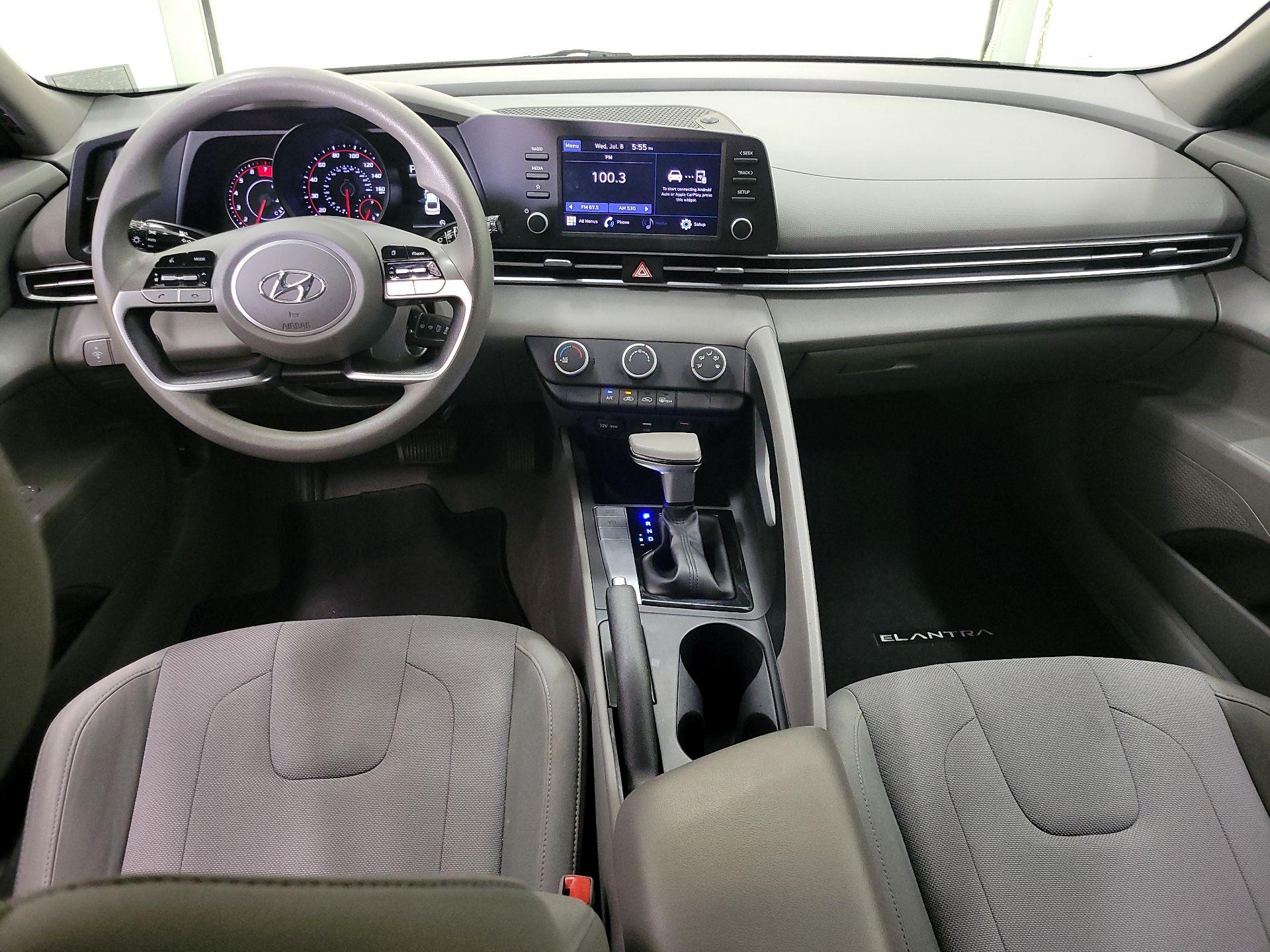 Thumbnail: 2022 Hyundai Elantra - 9