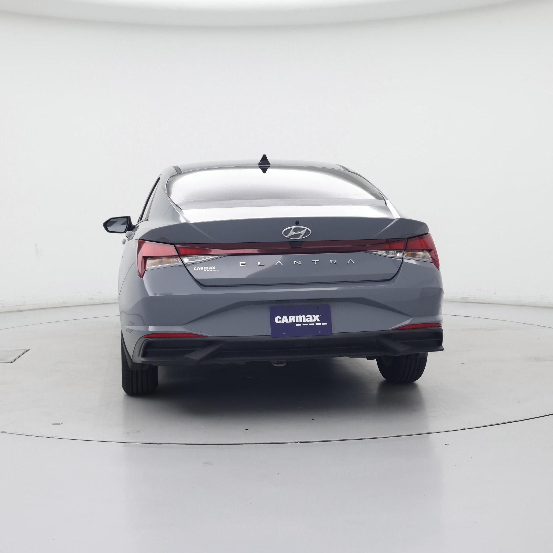 Thumbnail: 2022 Hyundai Elantra - 6