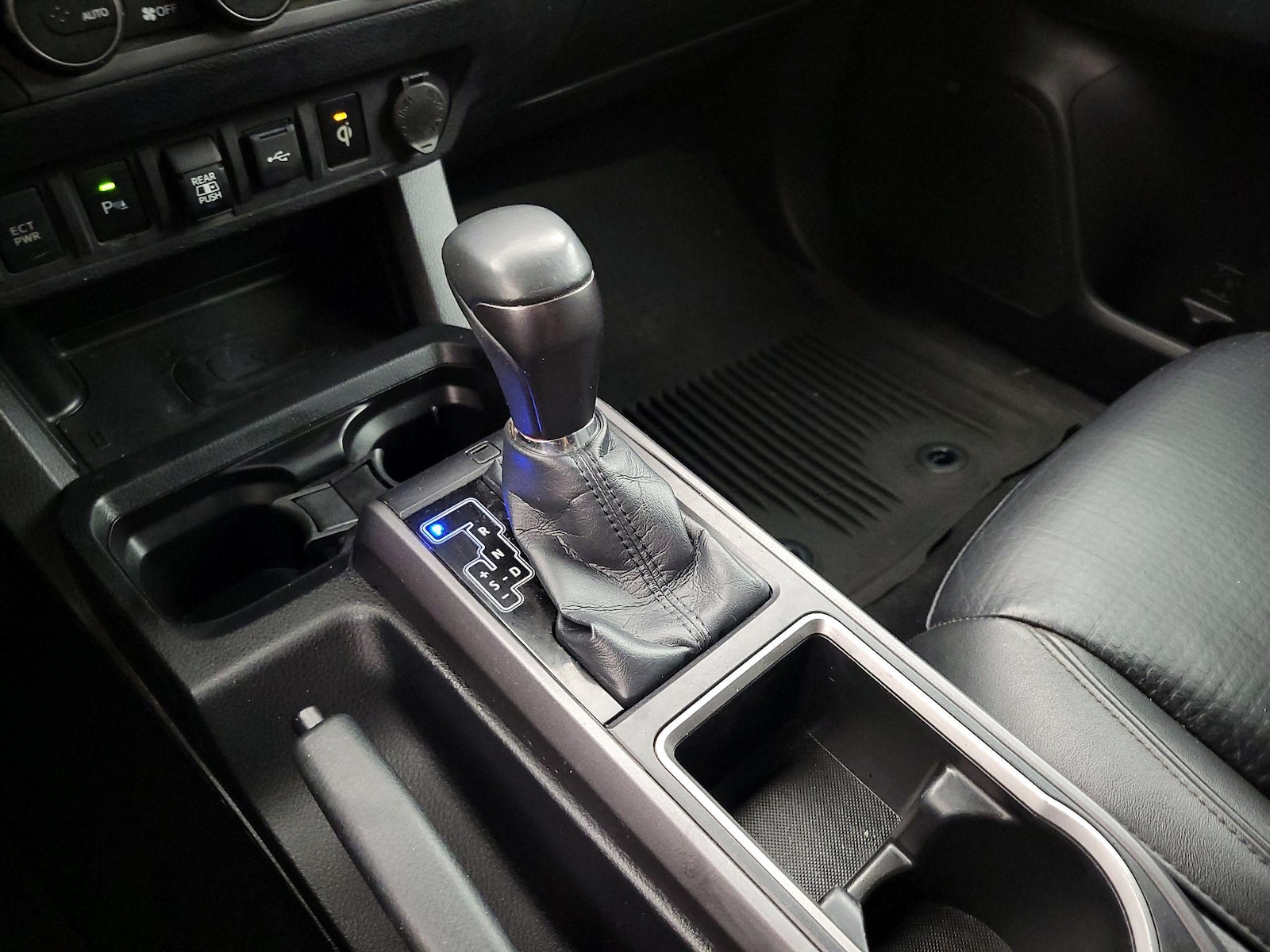 2021 Toyota Tacoma TRD Off Road - Photo 19