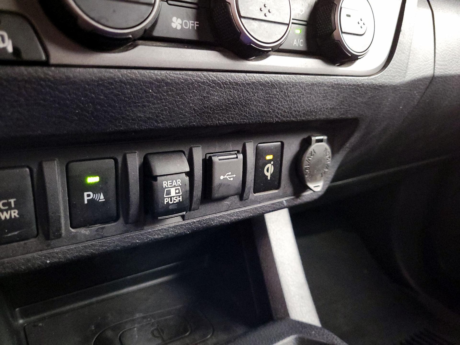 2021 Toyota Tacoma TRD Off Road - Photo 20