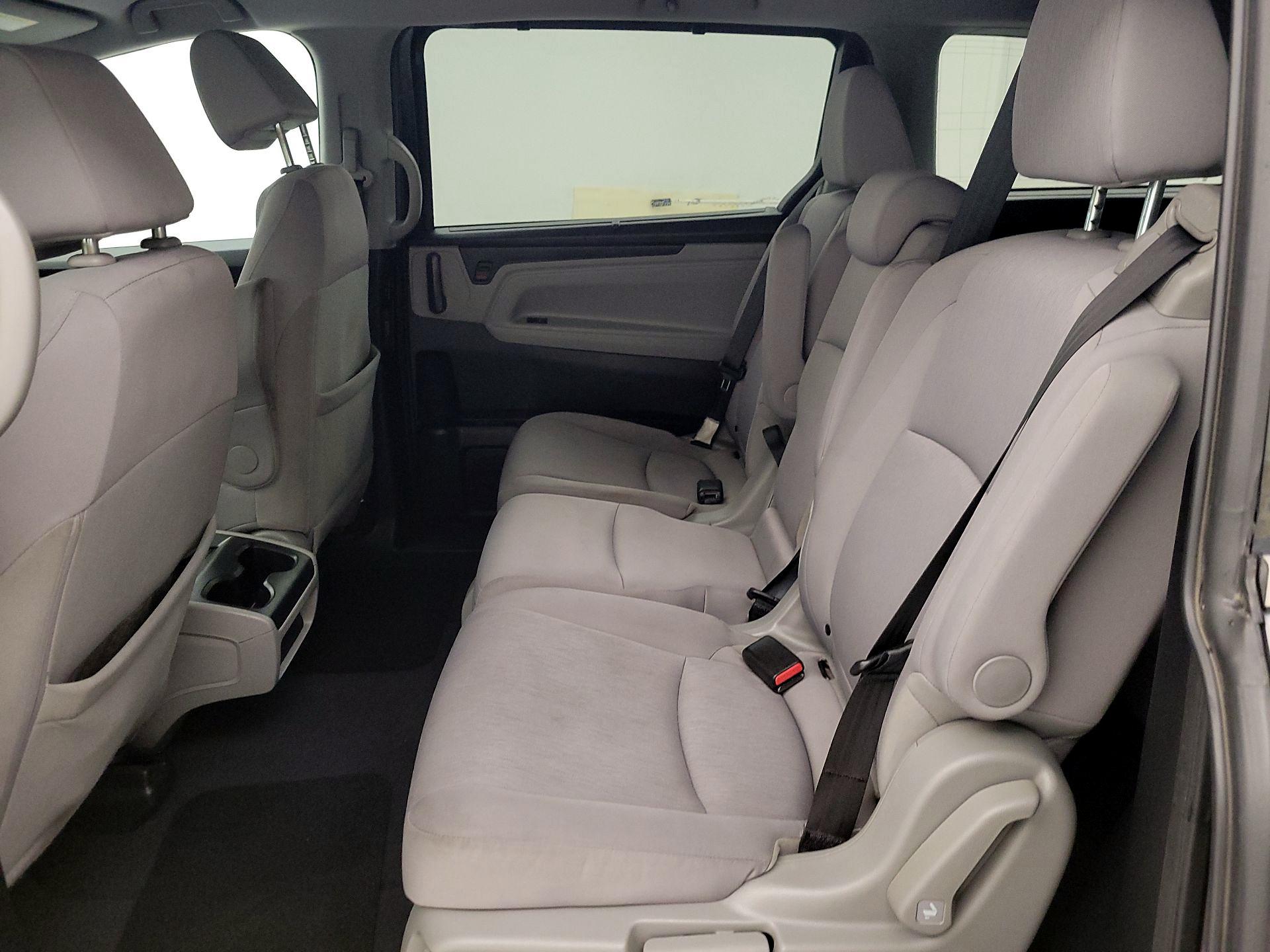 Thumbnail: 2019 Honda Odyssey - 18