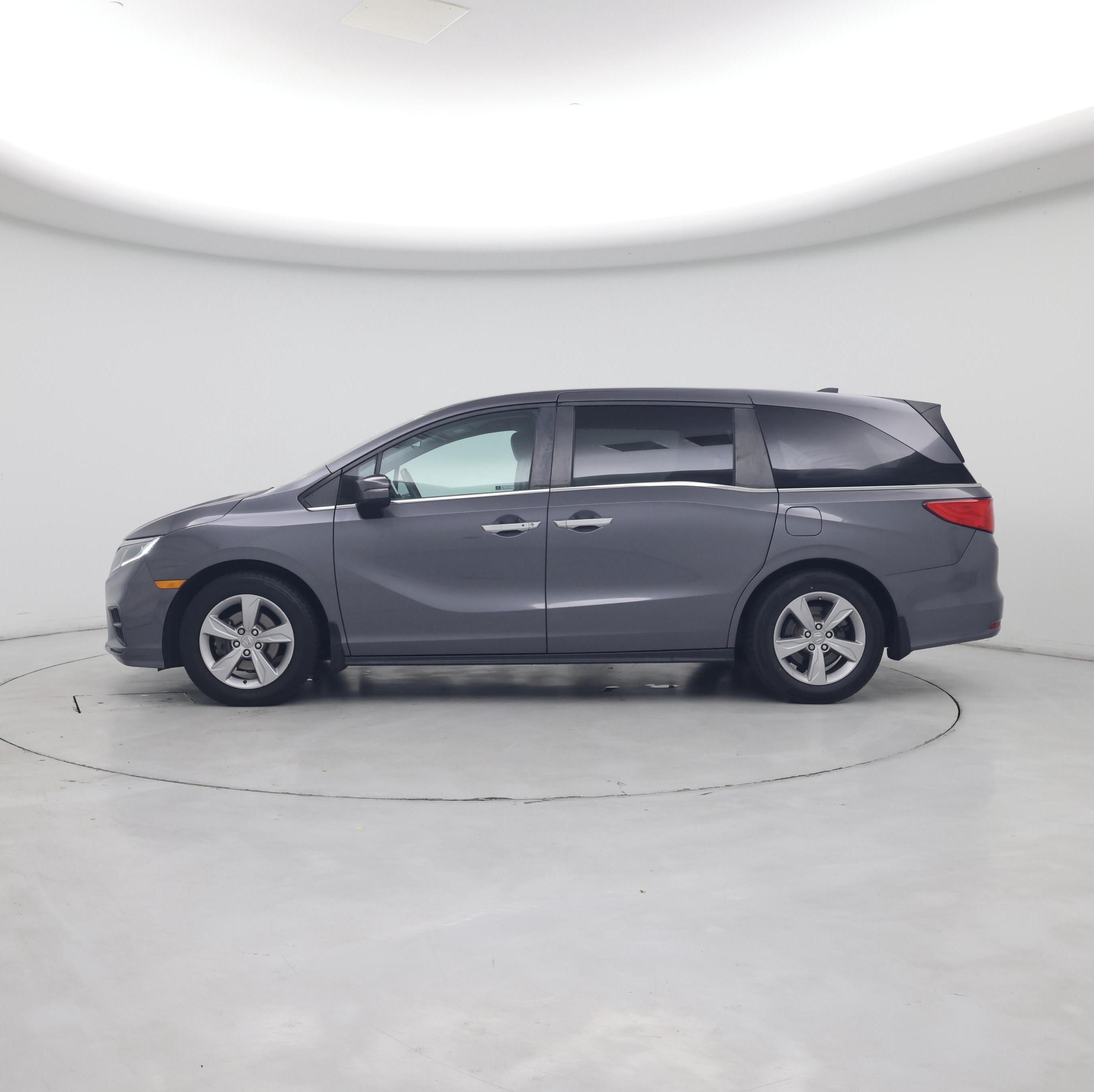 Thumbnail: 2019 Honda Odyssey - 3