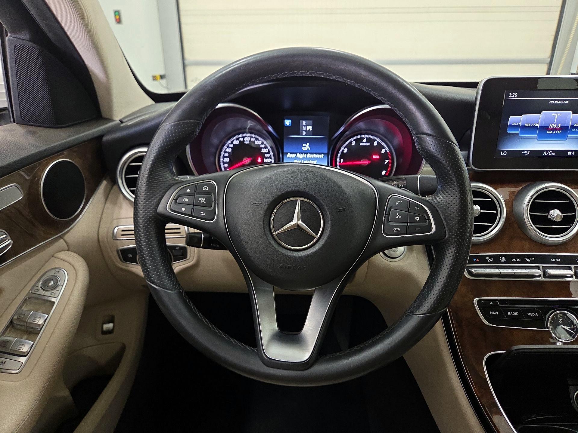Thumbnail: 2016 Mercedes-Benz C-Class - 10