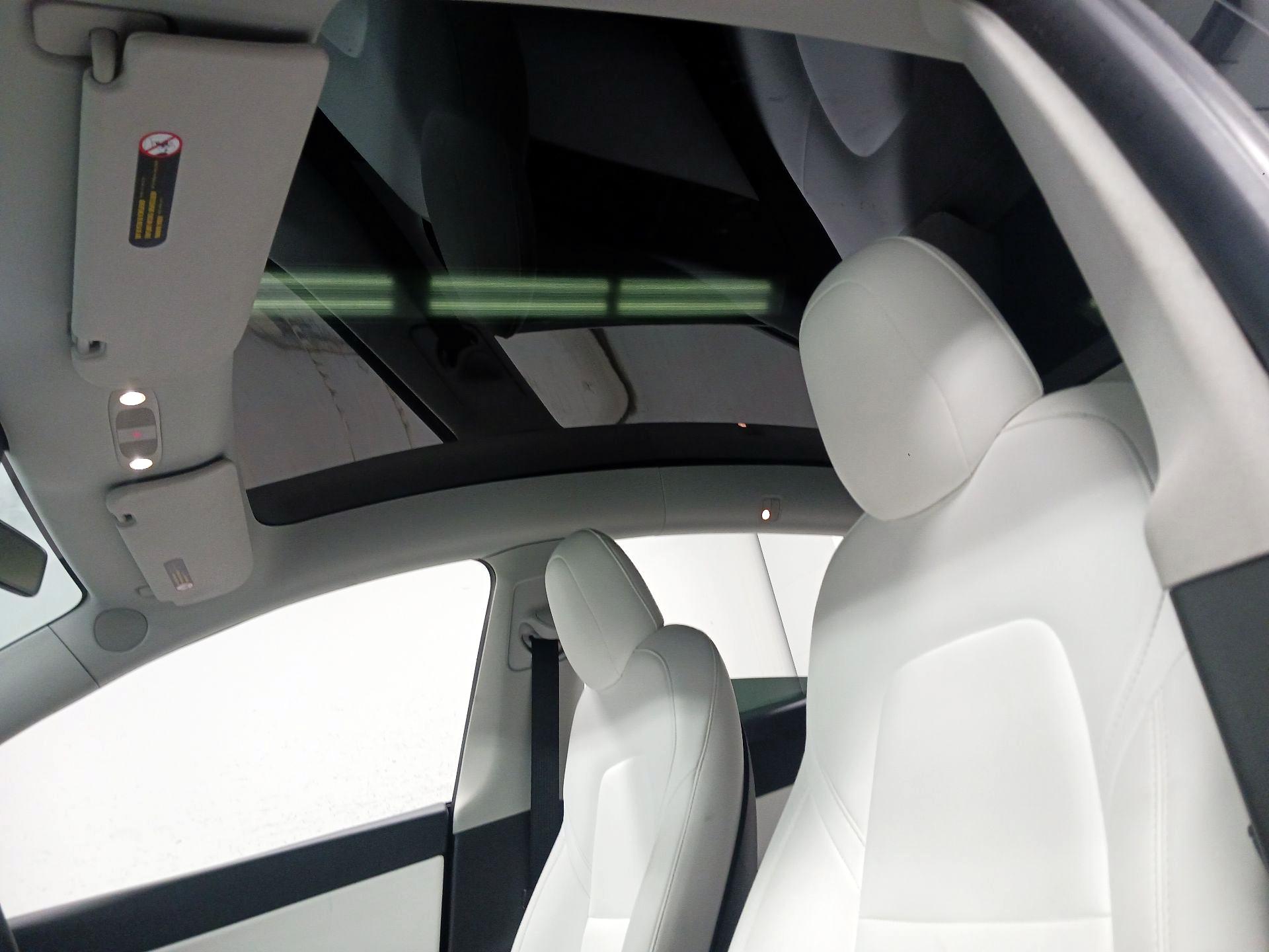 Thumbnail: 2022 Tesla Model Y - 18