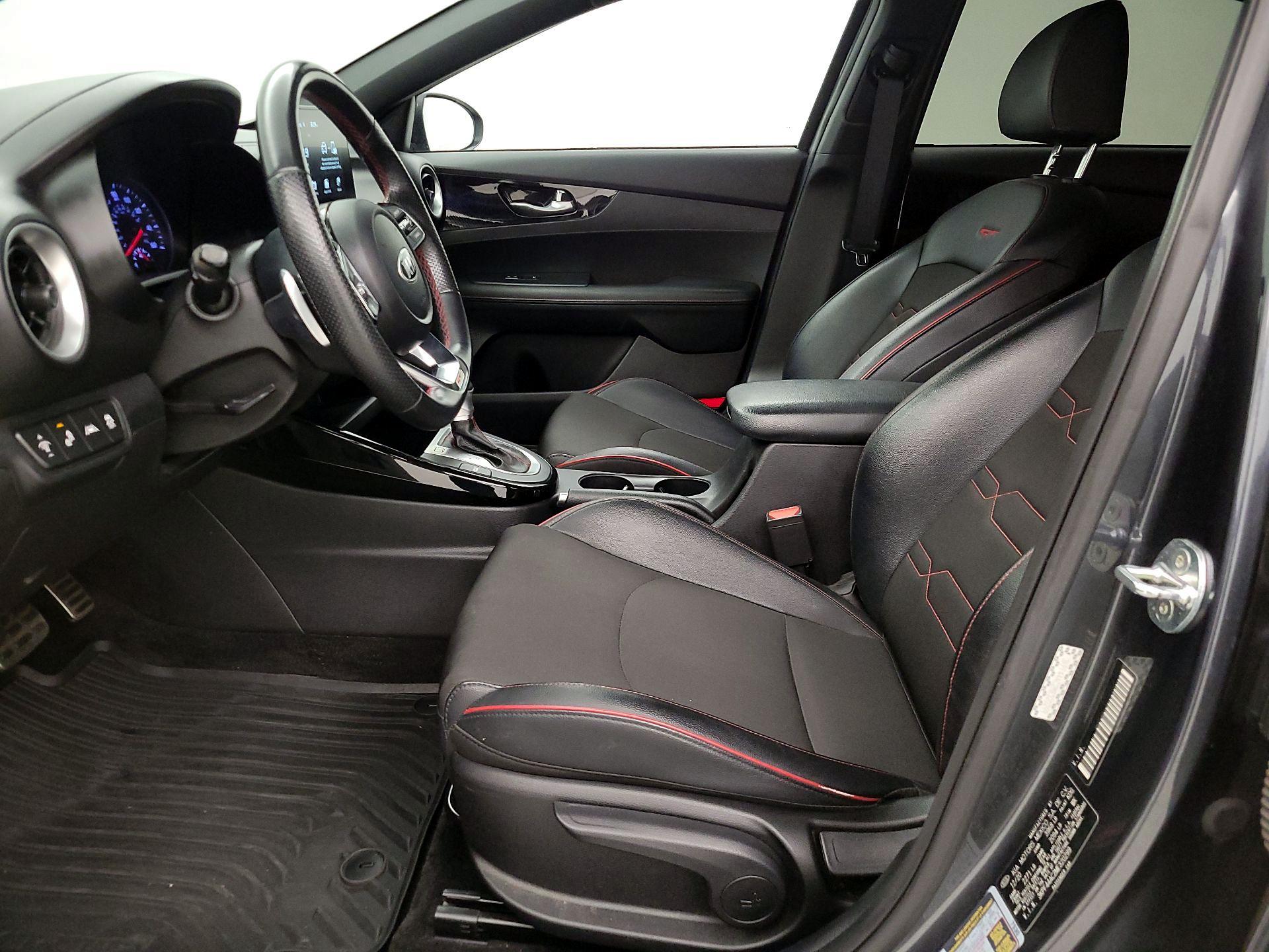 Thumbnail: 2021 Kia Forte - 9