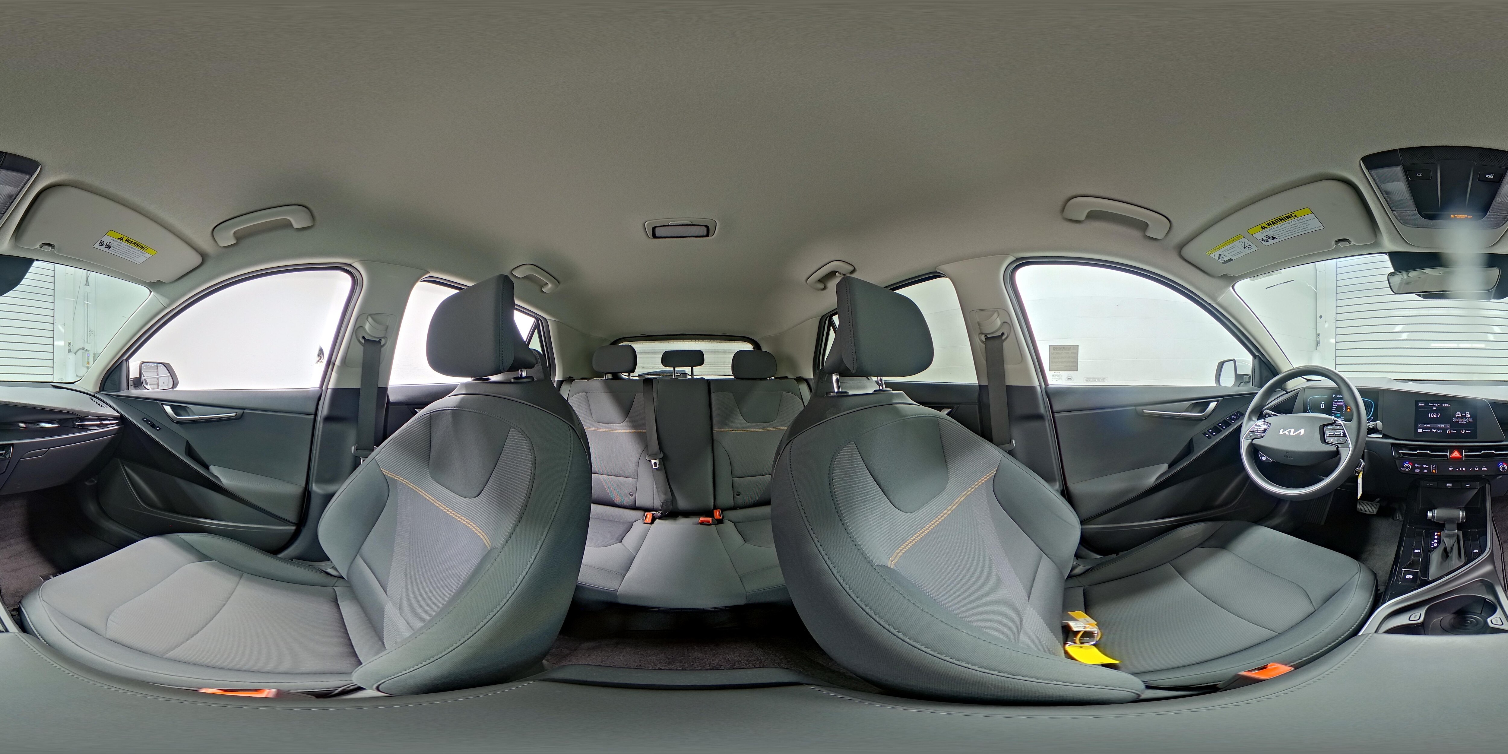 2024 Kia Niro LX - Photo 22