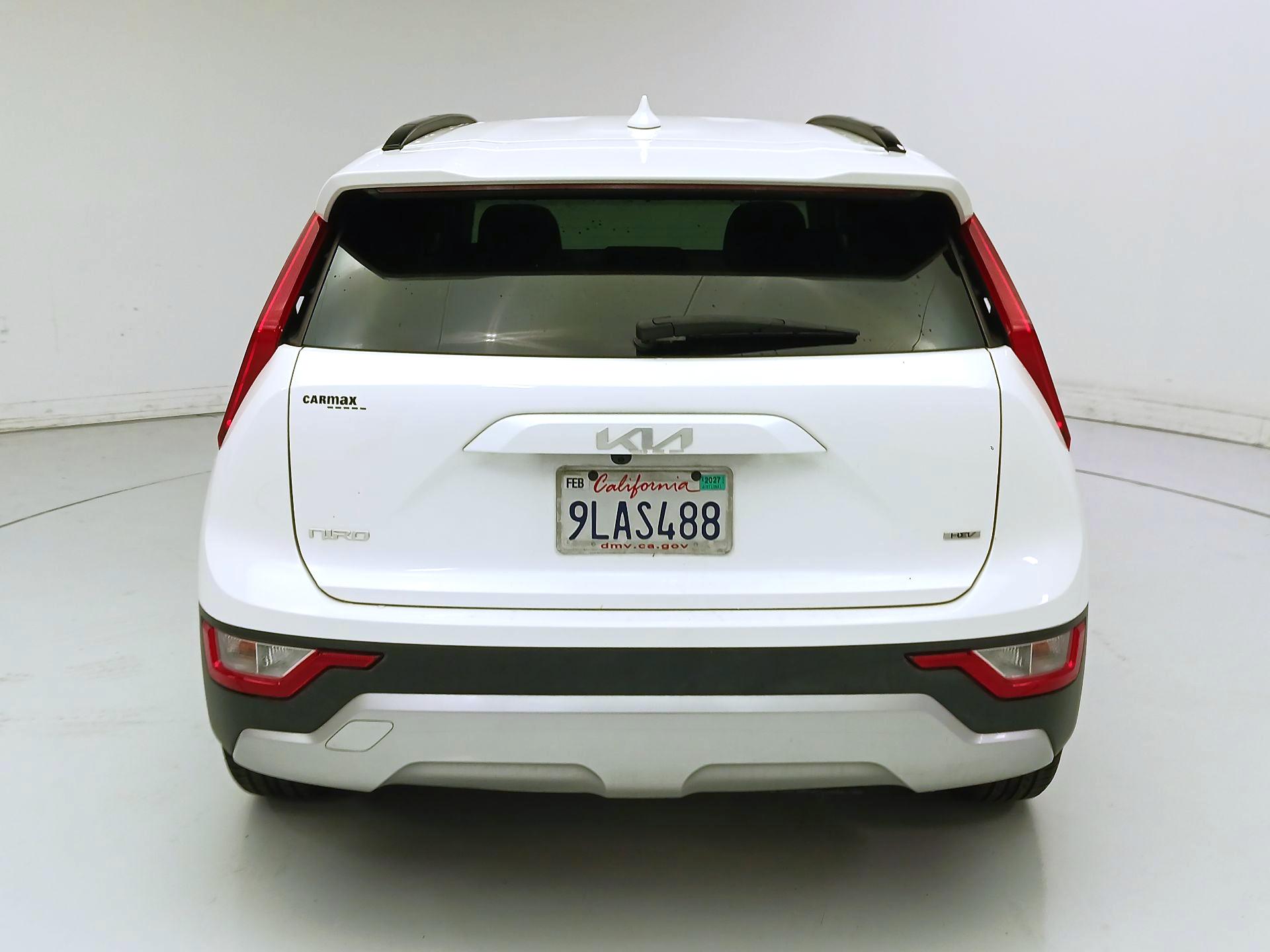 Thumbnail: 2024 Kia Niro - 6