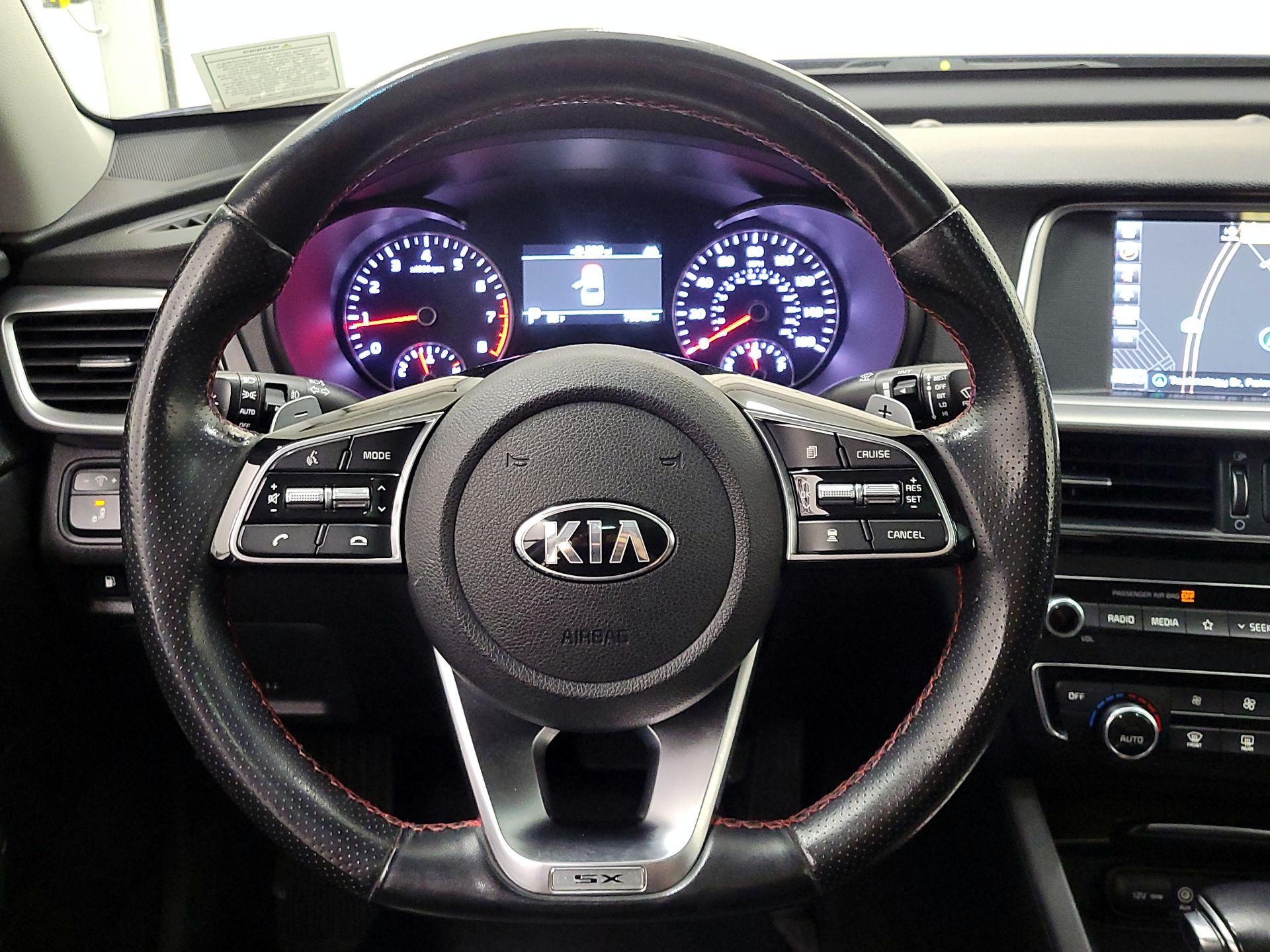 Thumbnail: 2020 Kia Optima - 10
