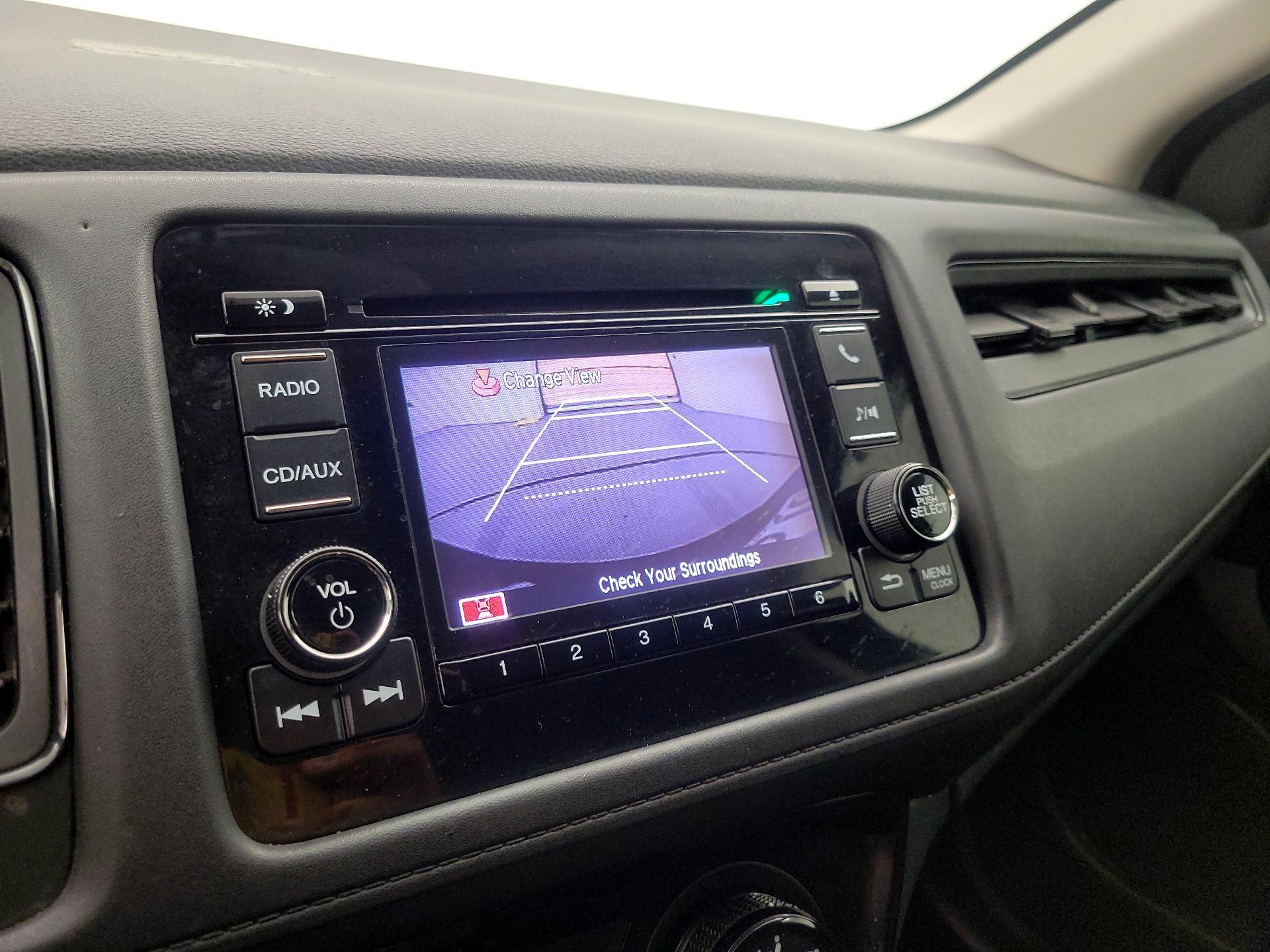 Thumbnail: 2017 Honda HR-V - 14