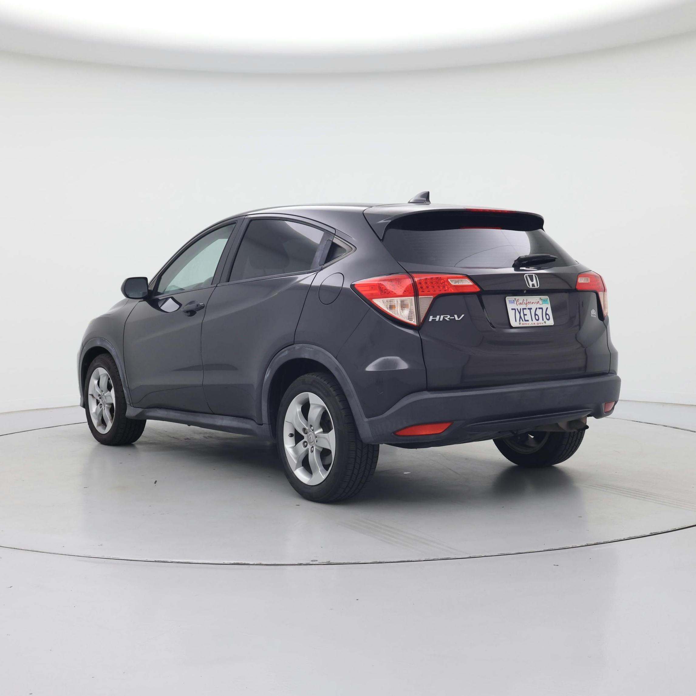 Thumbnail: 2017 Honda HR-V - 2