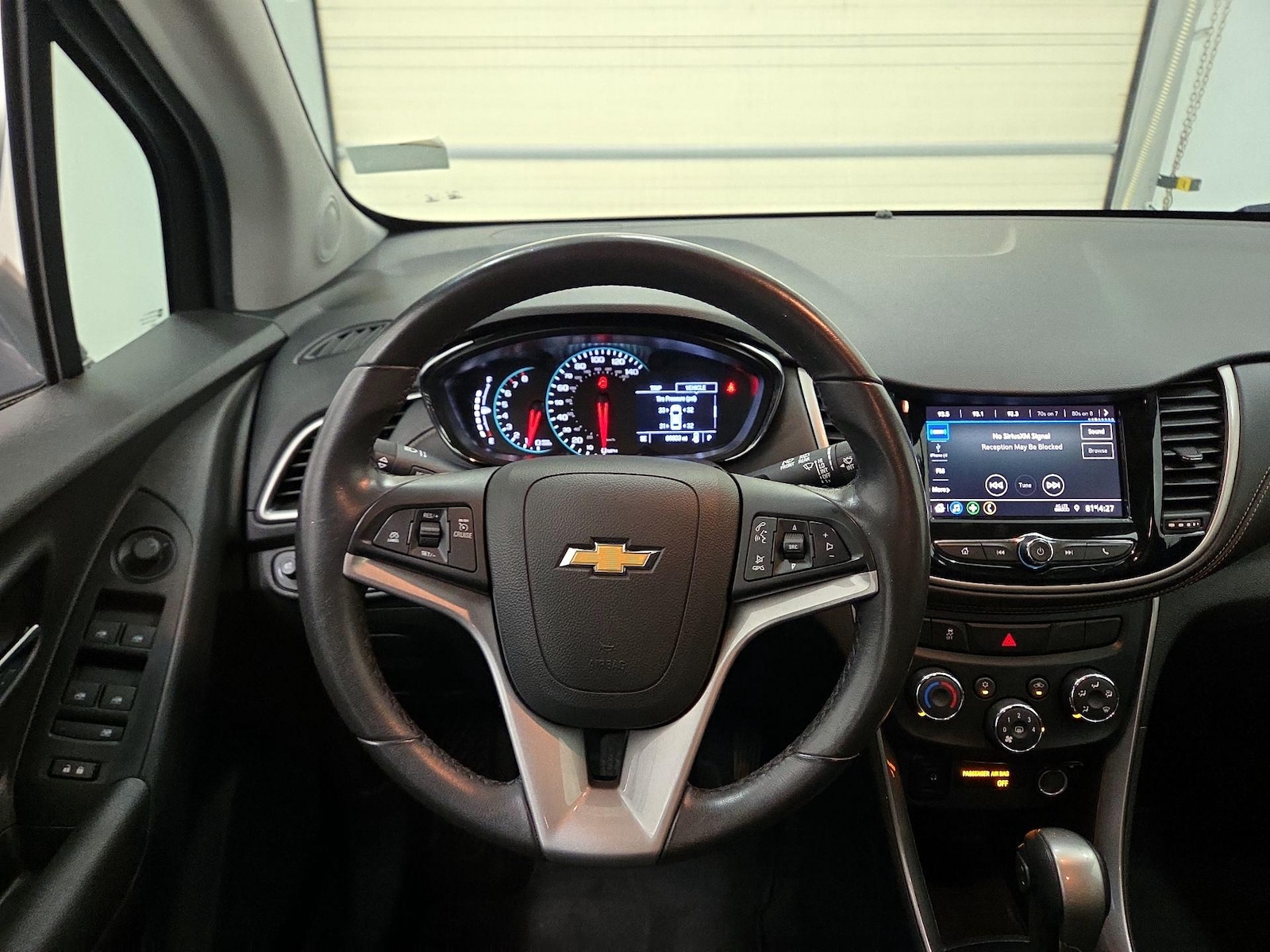2020 Chevrolet Trax LT - Photo 11