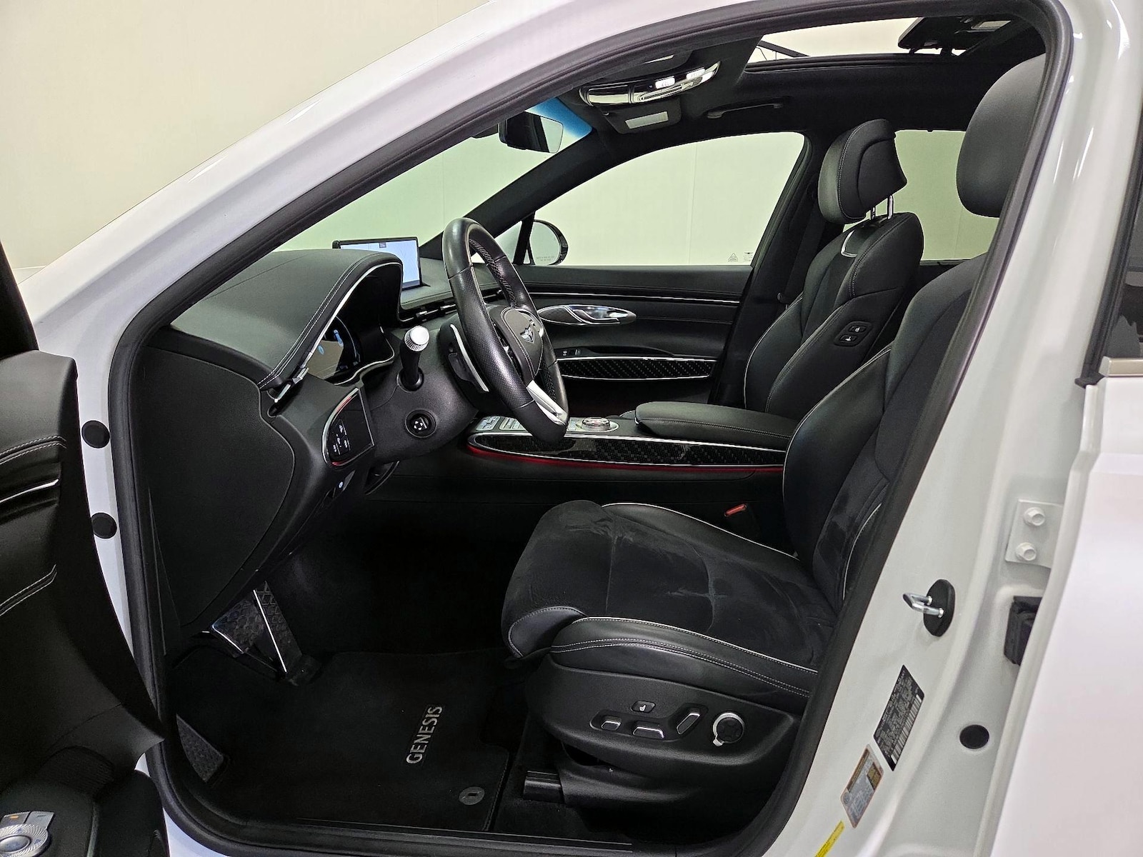 2022 GENESIS GV70 Sport - Photo 12