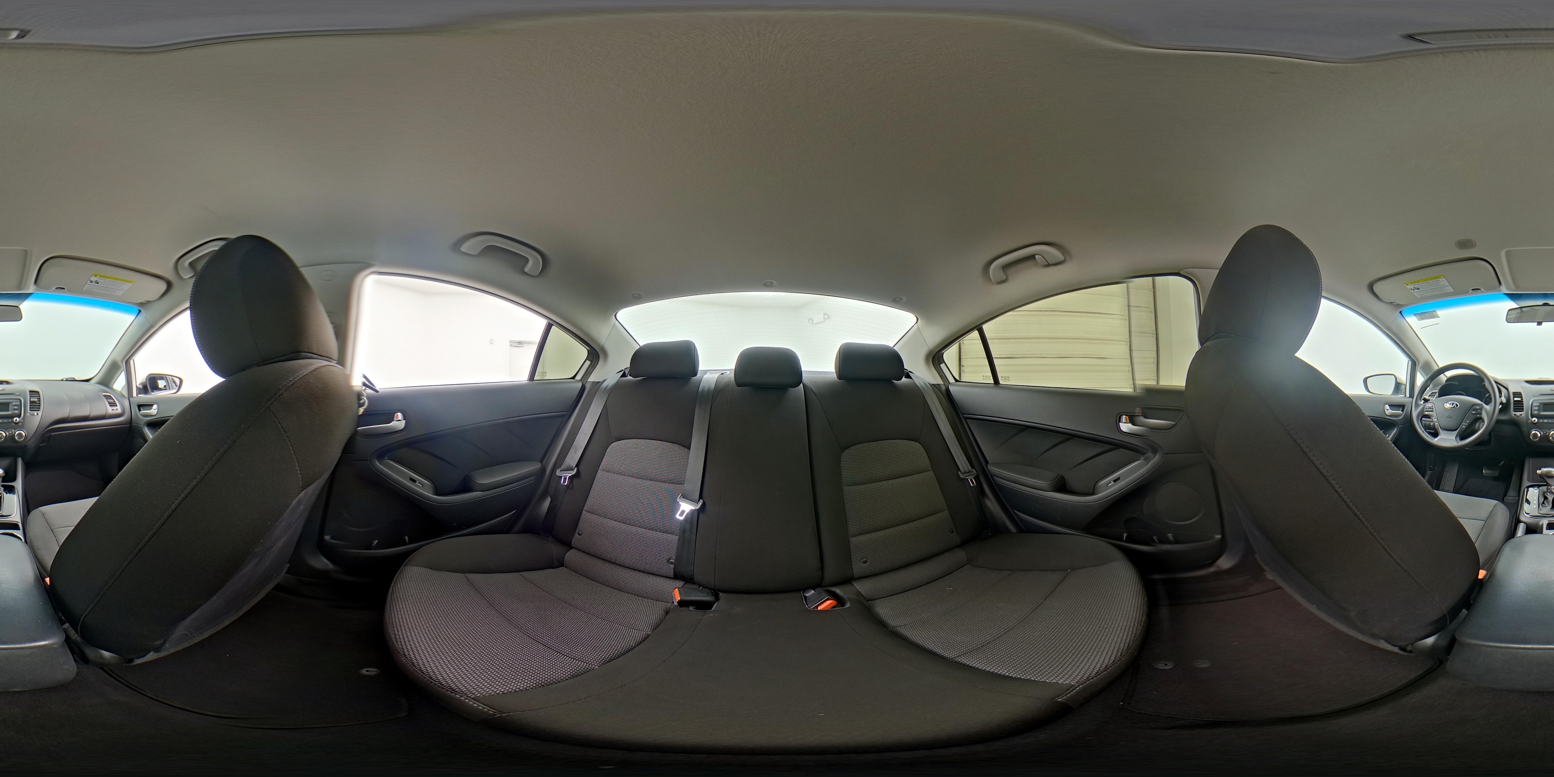2018 Kia FORTE LX - Photo 25