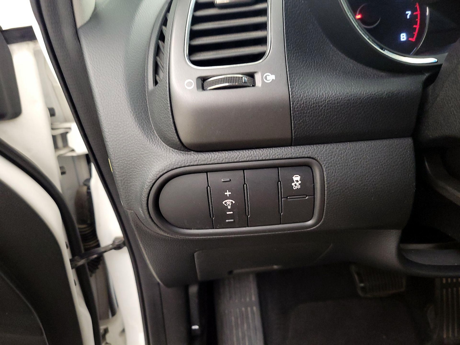 2018 Kia FORTE LX - Photo 15