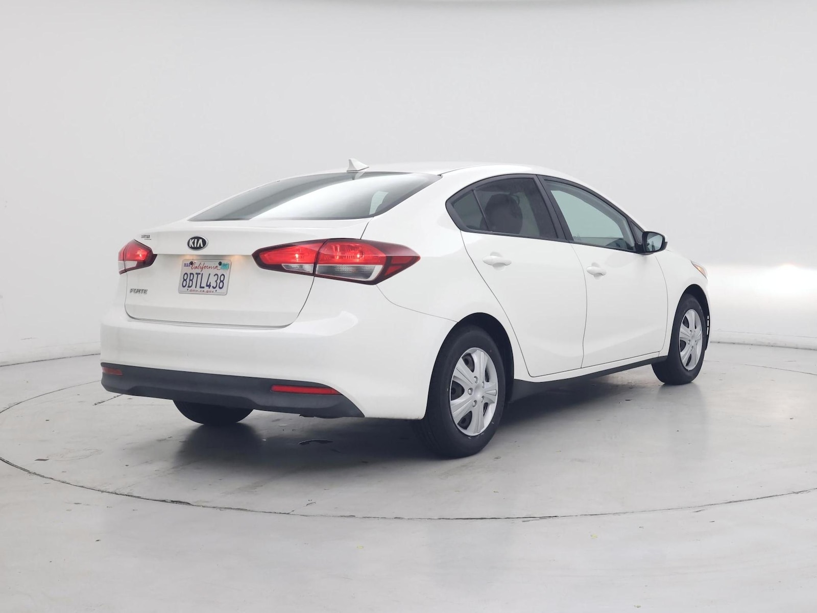 2018 Kia FORTE LX - Photo 9