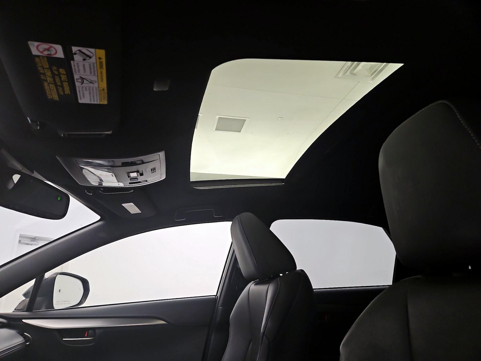 Sunroof(s) & Overhead Airbags