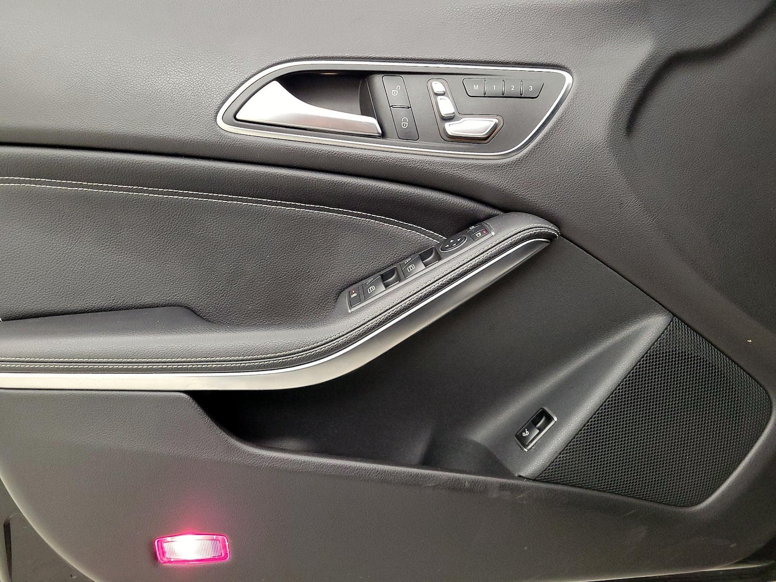 2019 Mercedes-Benz CLA CLA250 - Photo 13