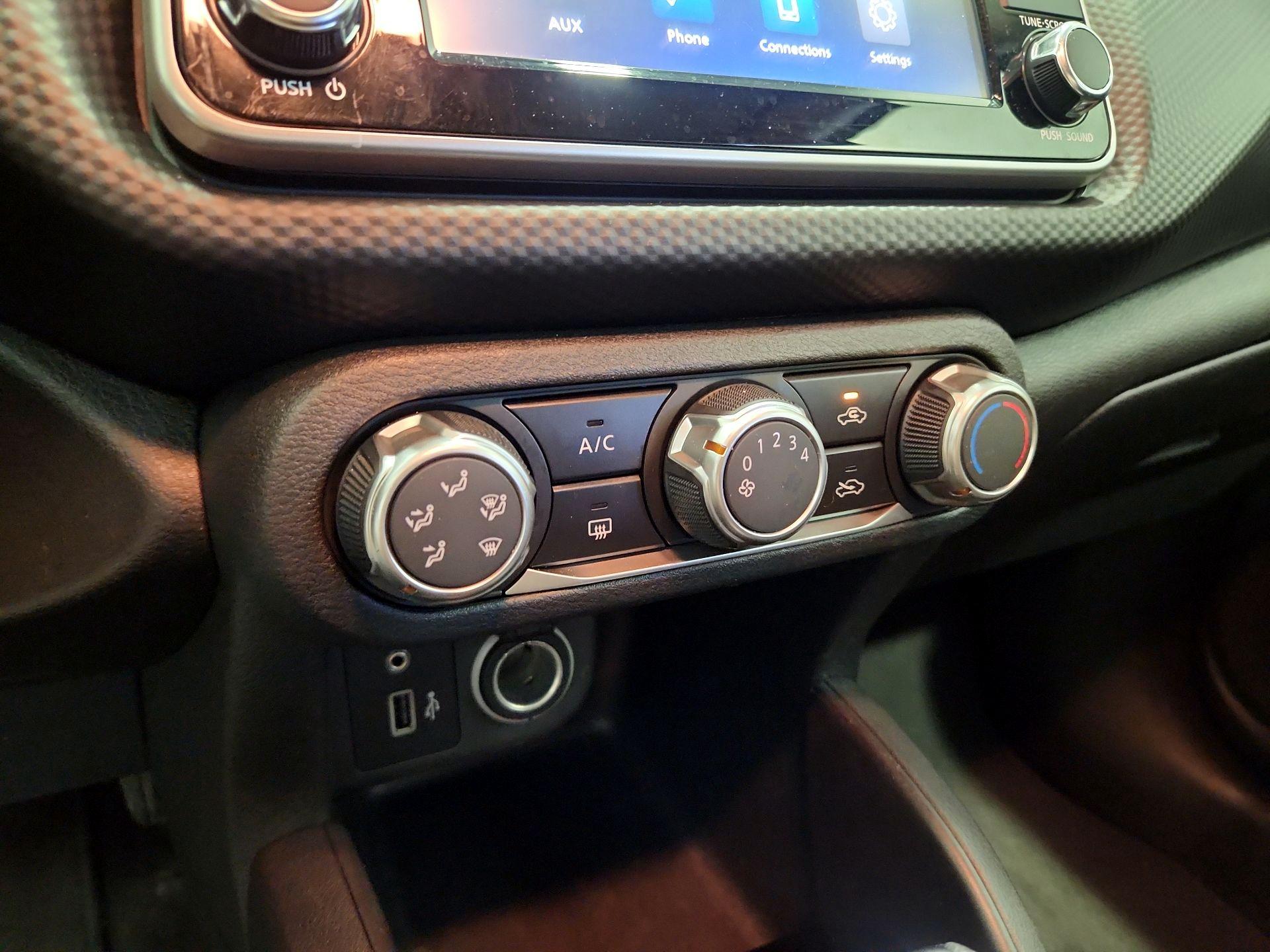 Thumbnail: 2022 Nissan Kicks - 16