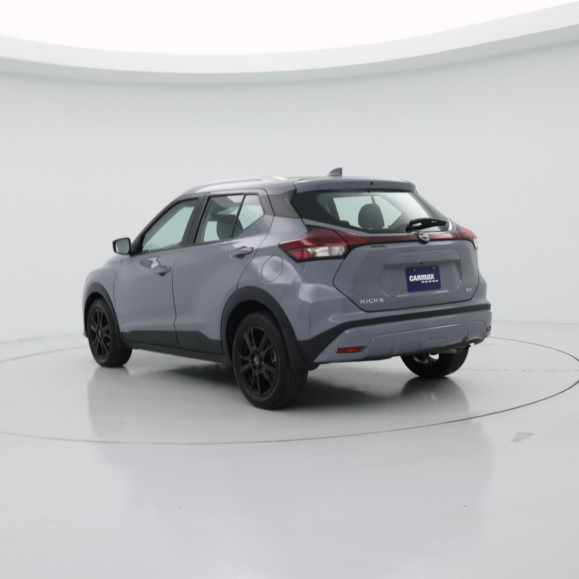 Thumbnail: 2023 Nissan Kicks - 2