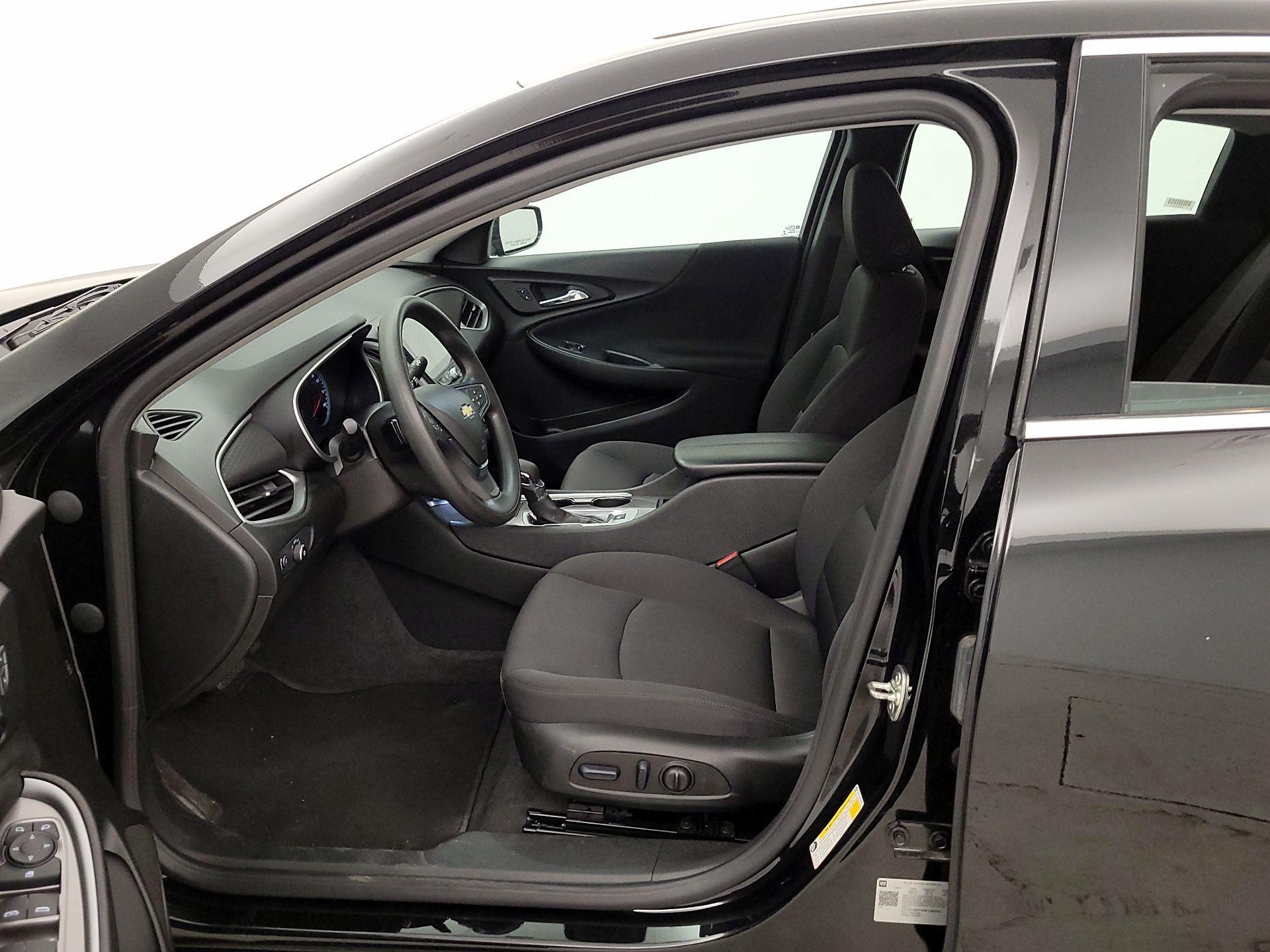 Thumbnail: 2024 Chevrolet Malibu - 11