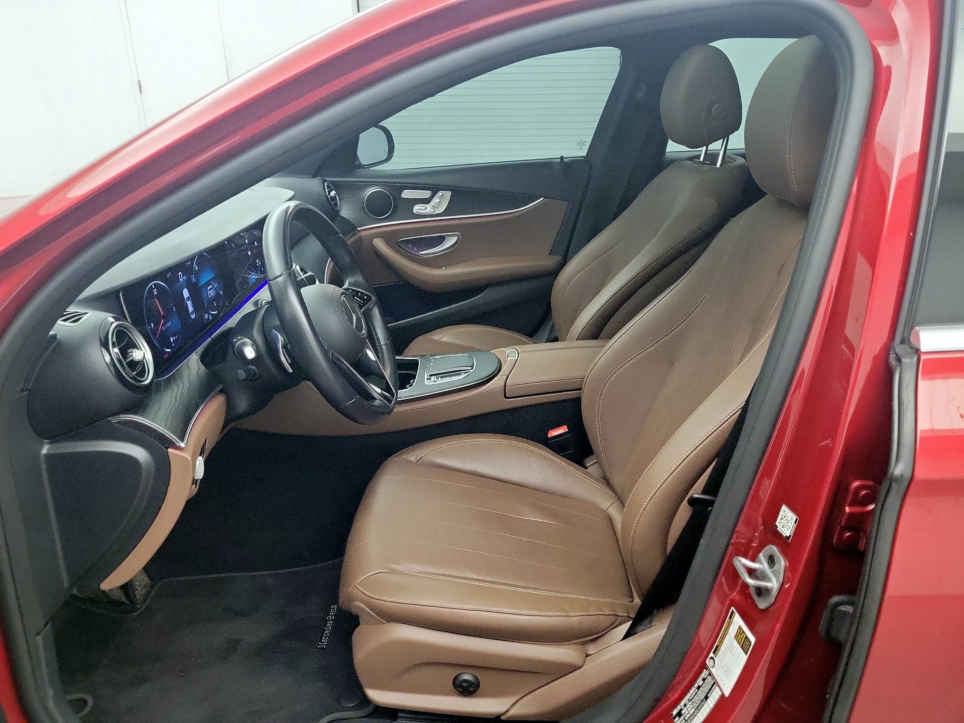 Thumbnail: 2022 Mercedes-Benz E-Class - 11