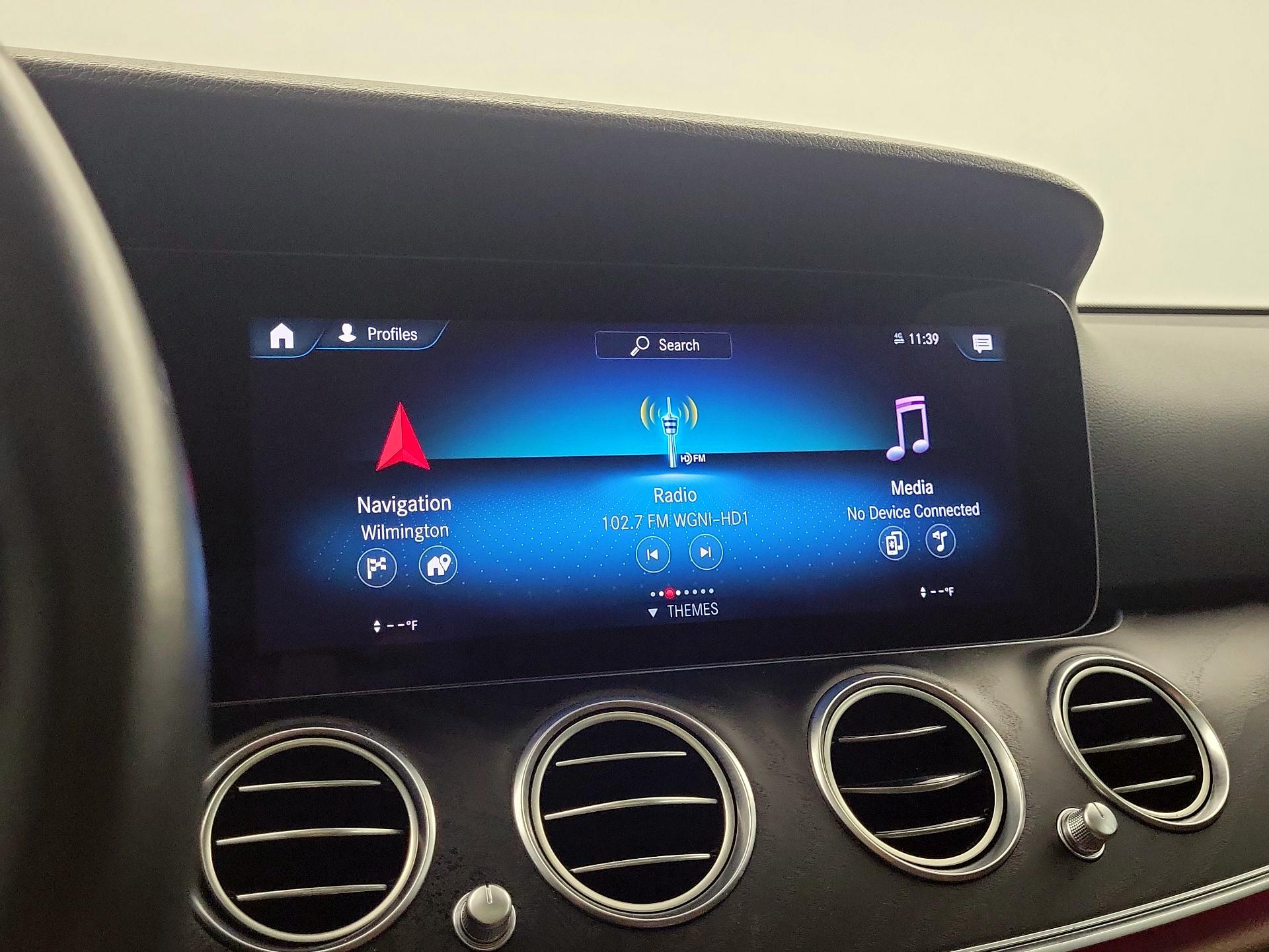 Thumbnail: 2022 Mercedes-Benz E-Class - 16