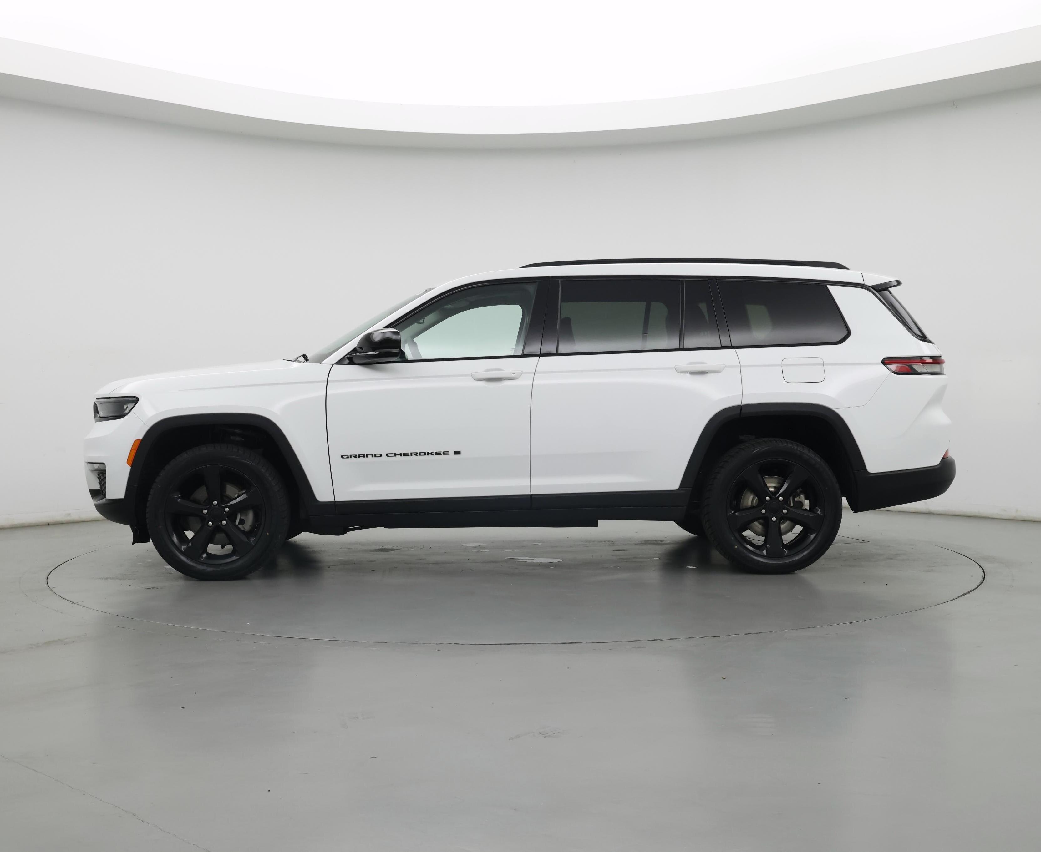 Thumbnail: 2023 Jeep Grand Cherokee L - 3