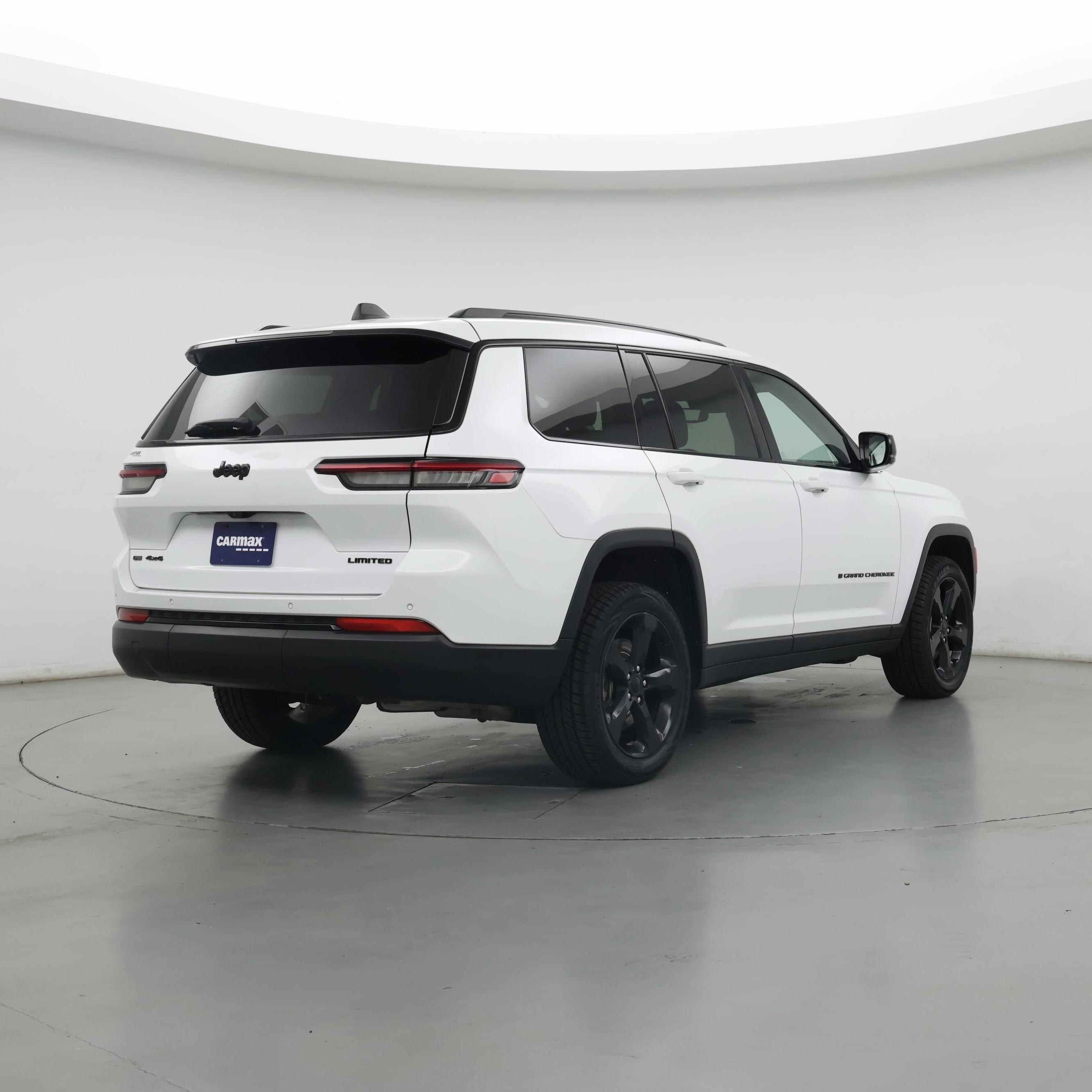 Thumbnail: 2023 Jeep Grand Cherokee L - 8