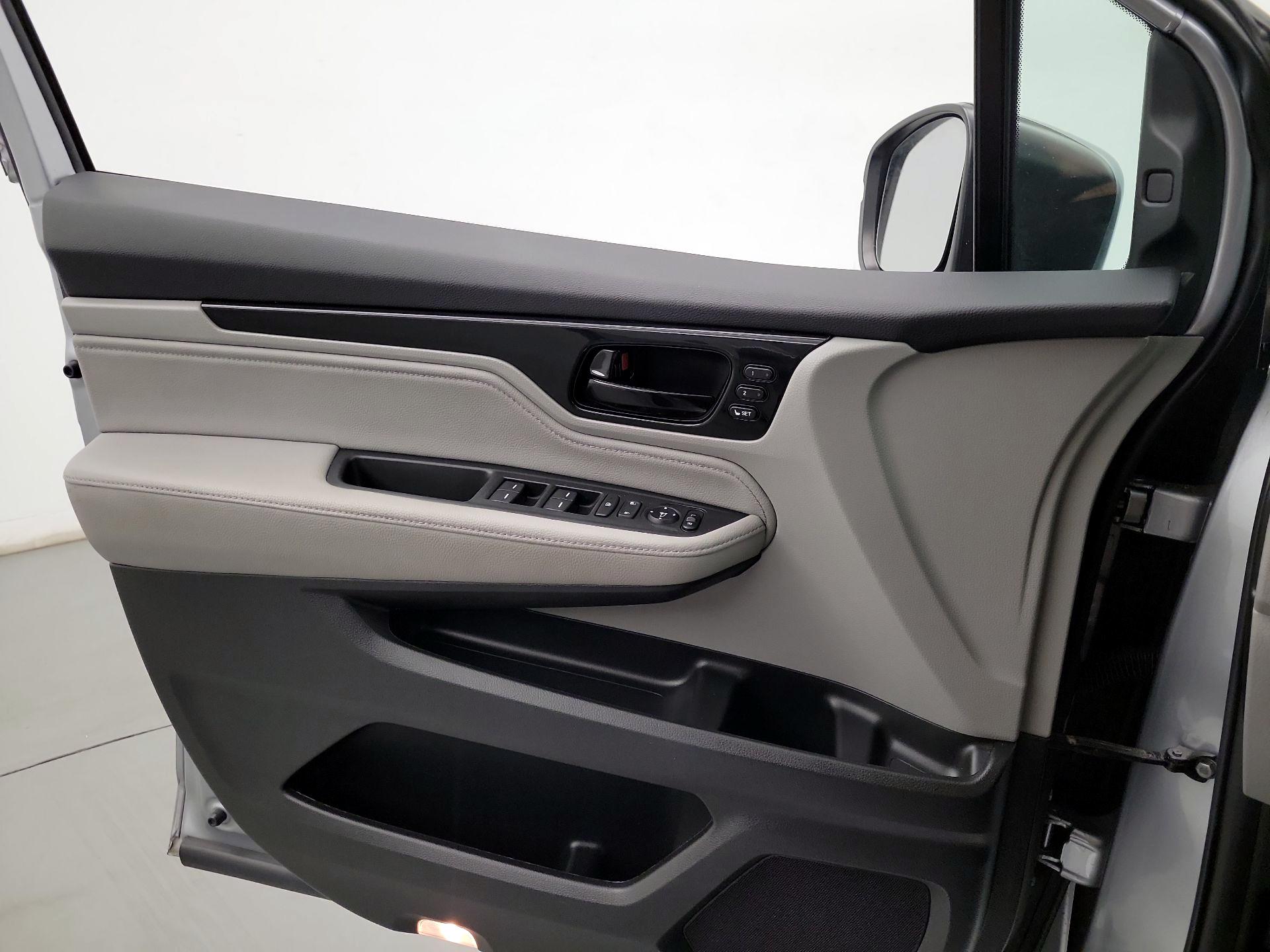 Thumbnail: 2023 Honda Odyssey - 12