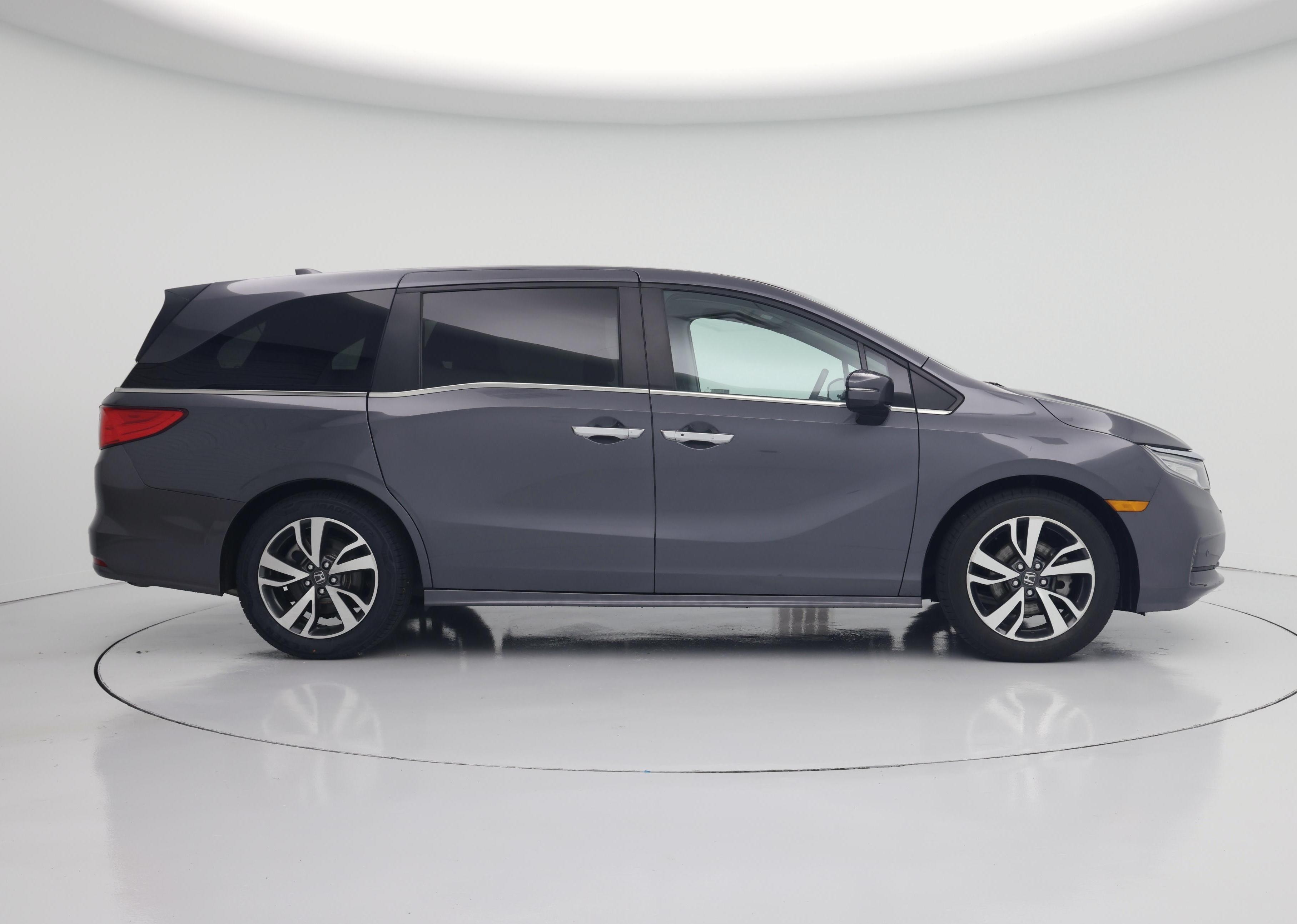 Thumbnail: 2023 Honda Odyssey - 7