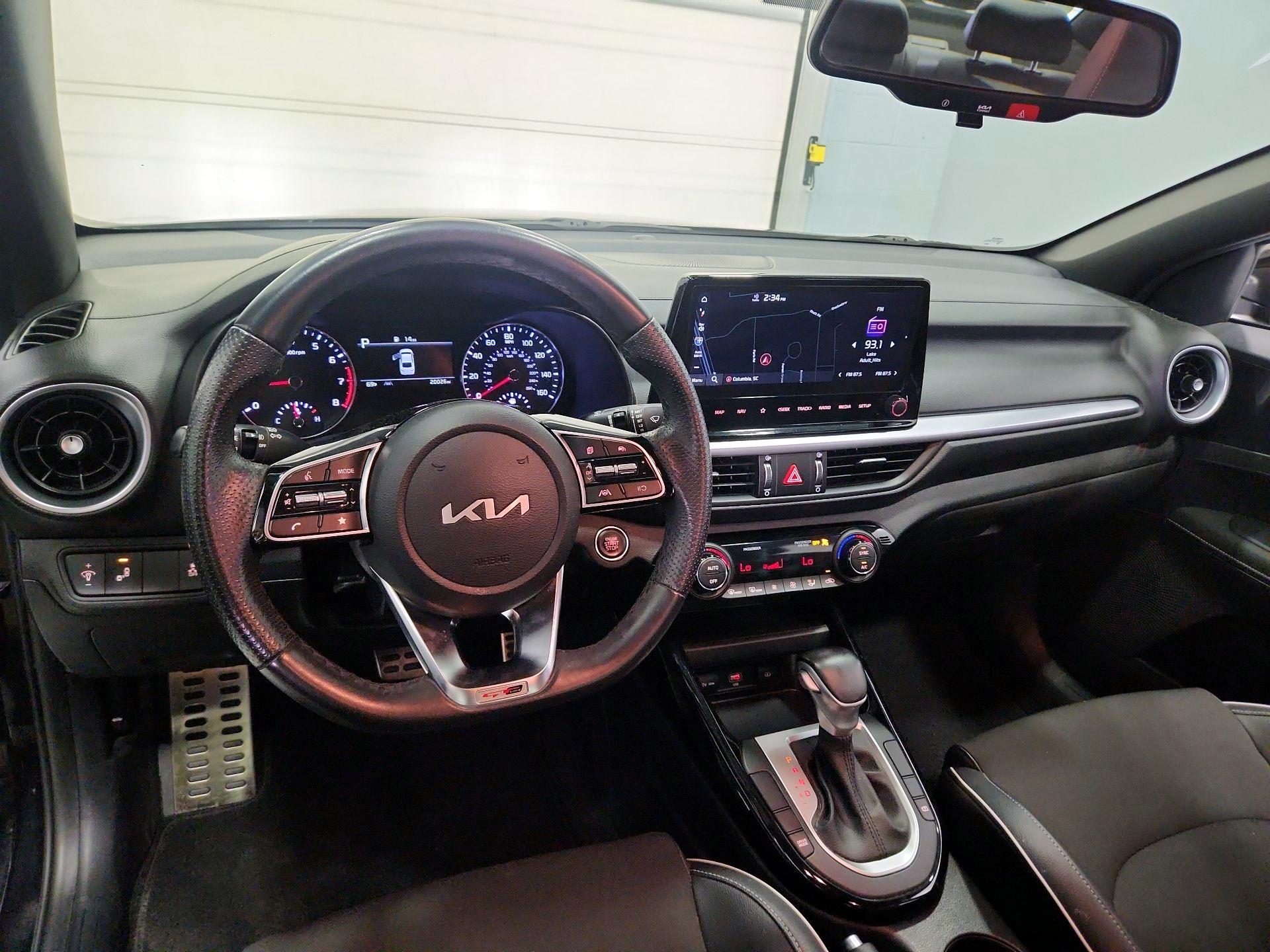 Thumbnail: 2023 Kia Forte - 9