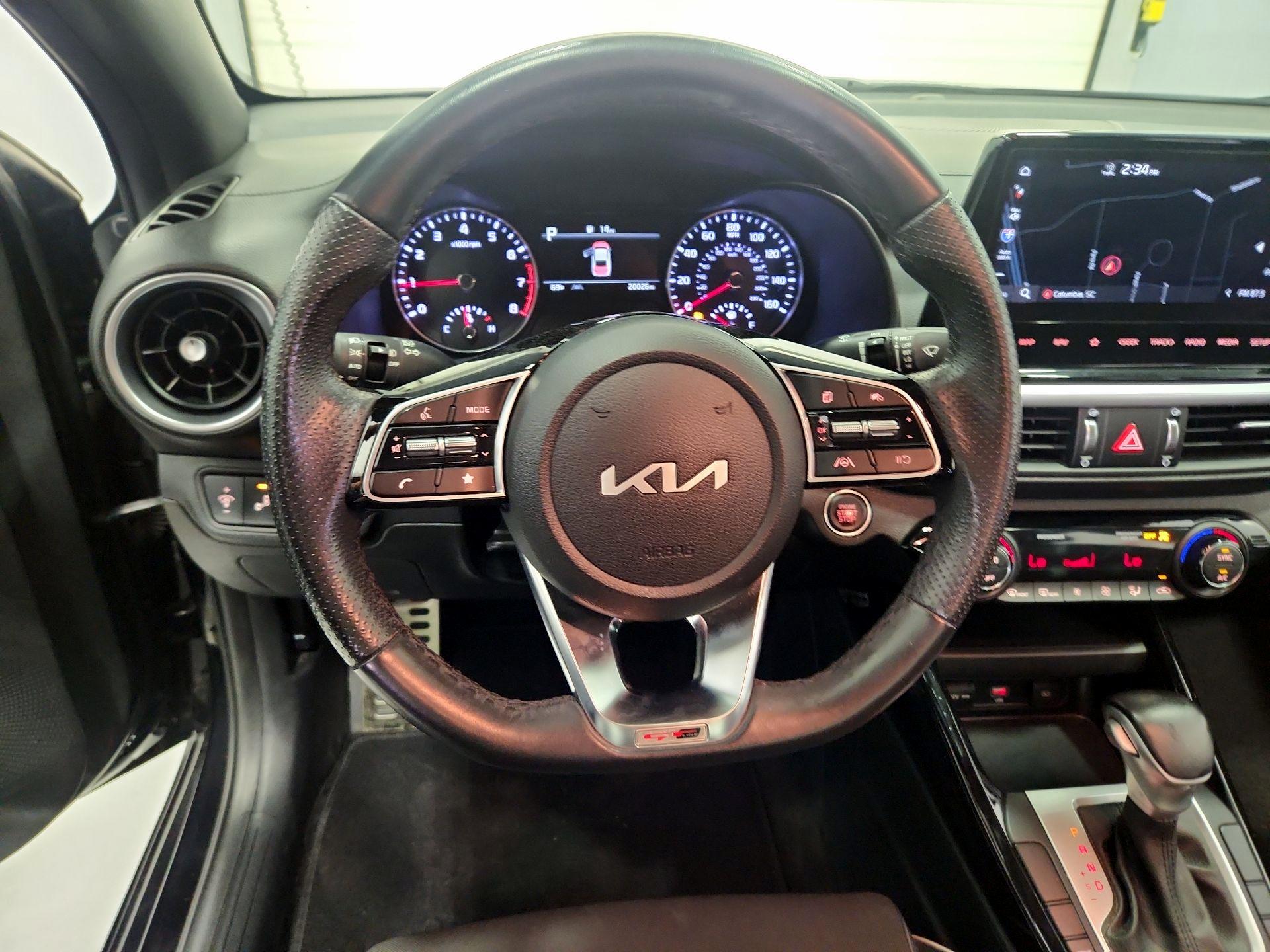 Thumbnail: 2023 Kia Forte - 10