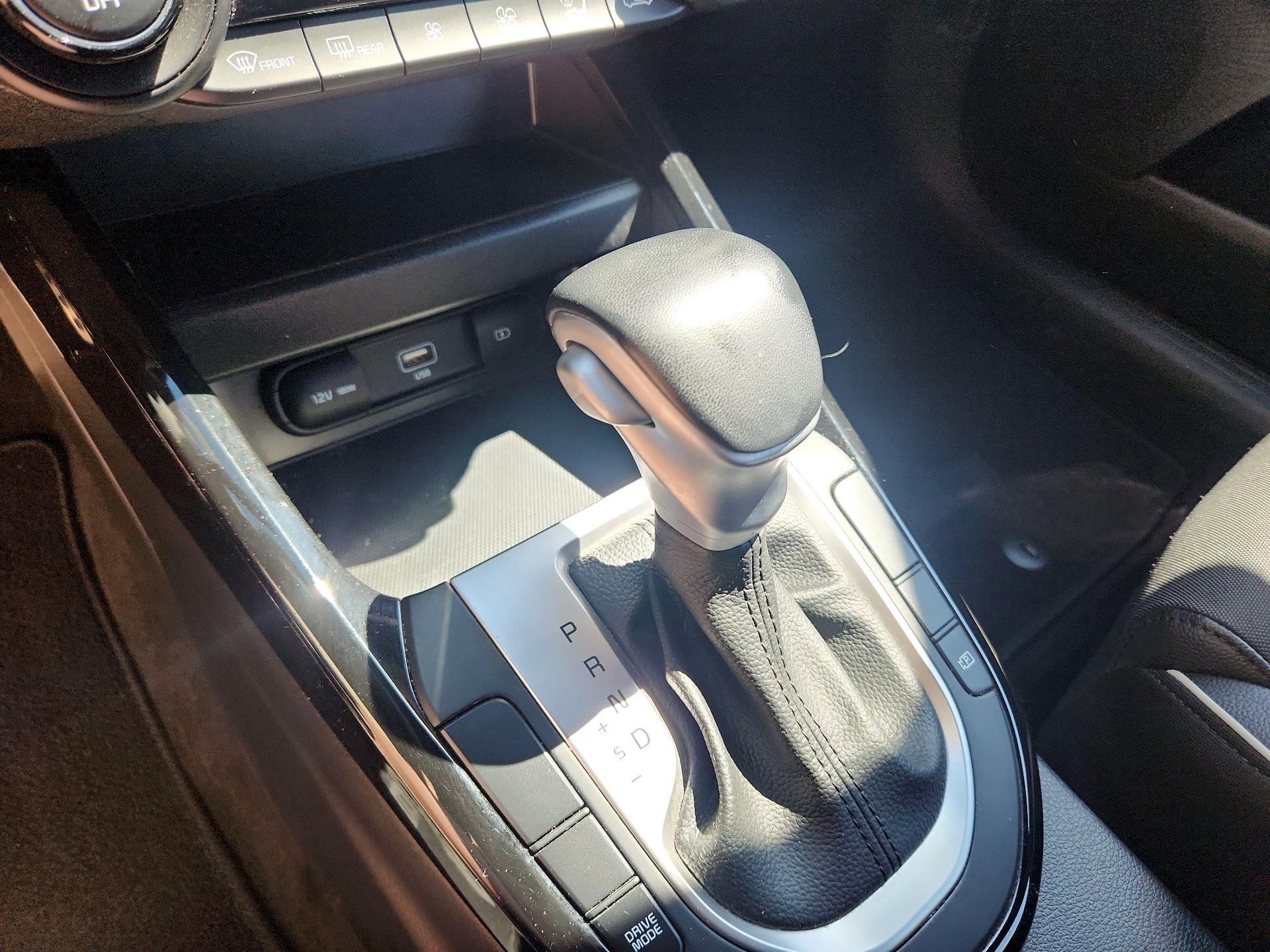 Thumbnail: 2023 Kia Forte - 18